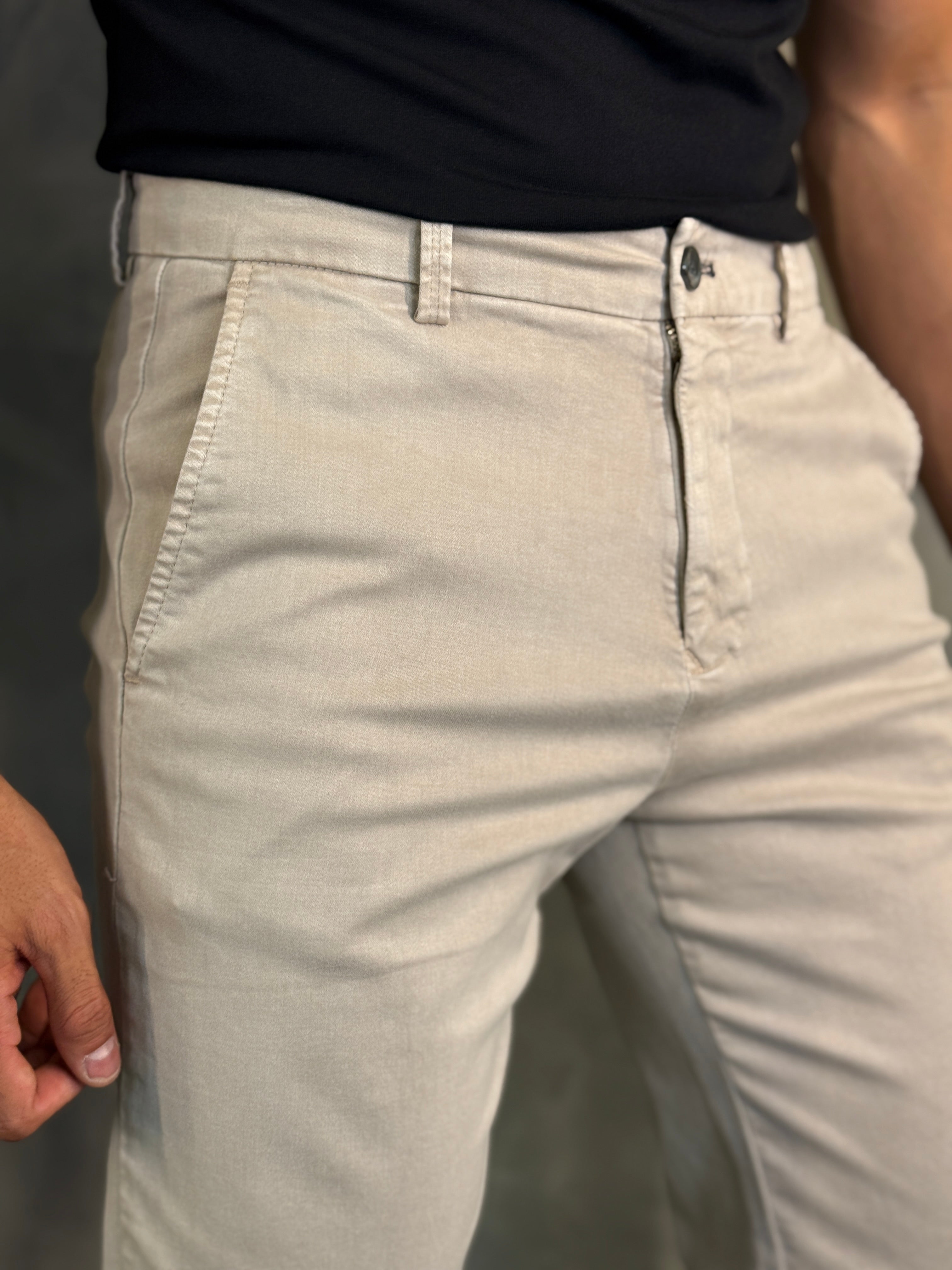 CALÇA ALF SARJA COMFORT SKINNY PONTO H KHAKI