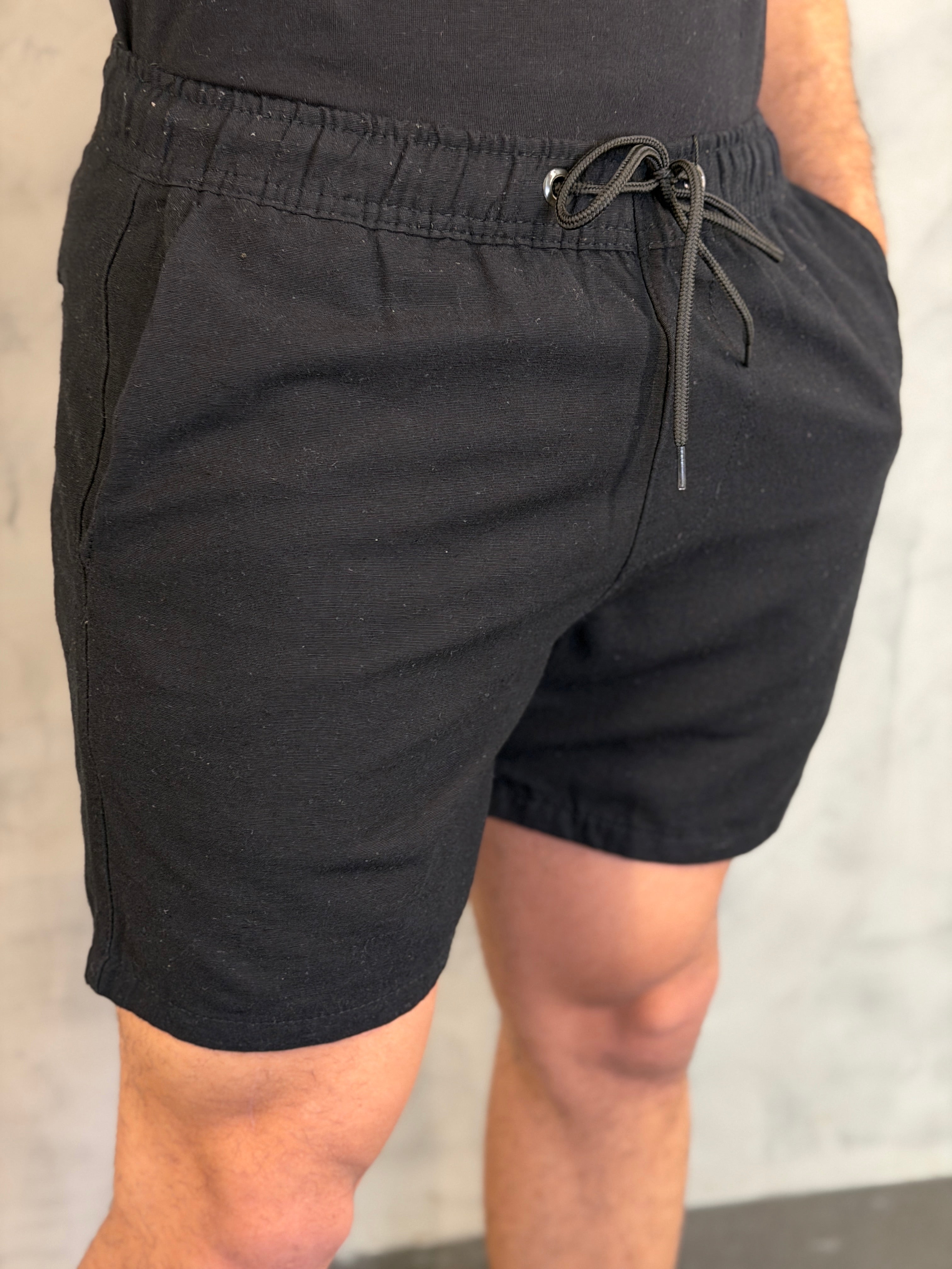 SHORT NATURE PONTO H PRETO