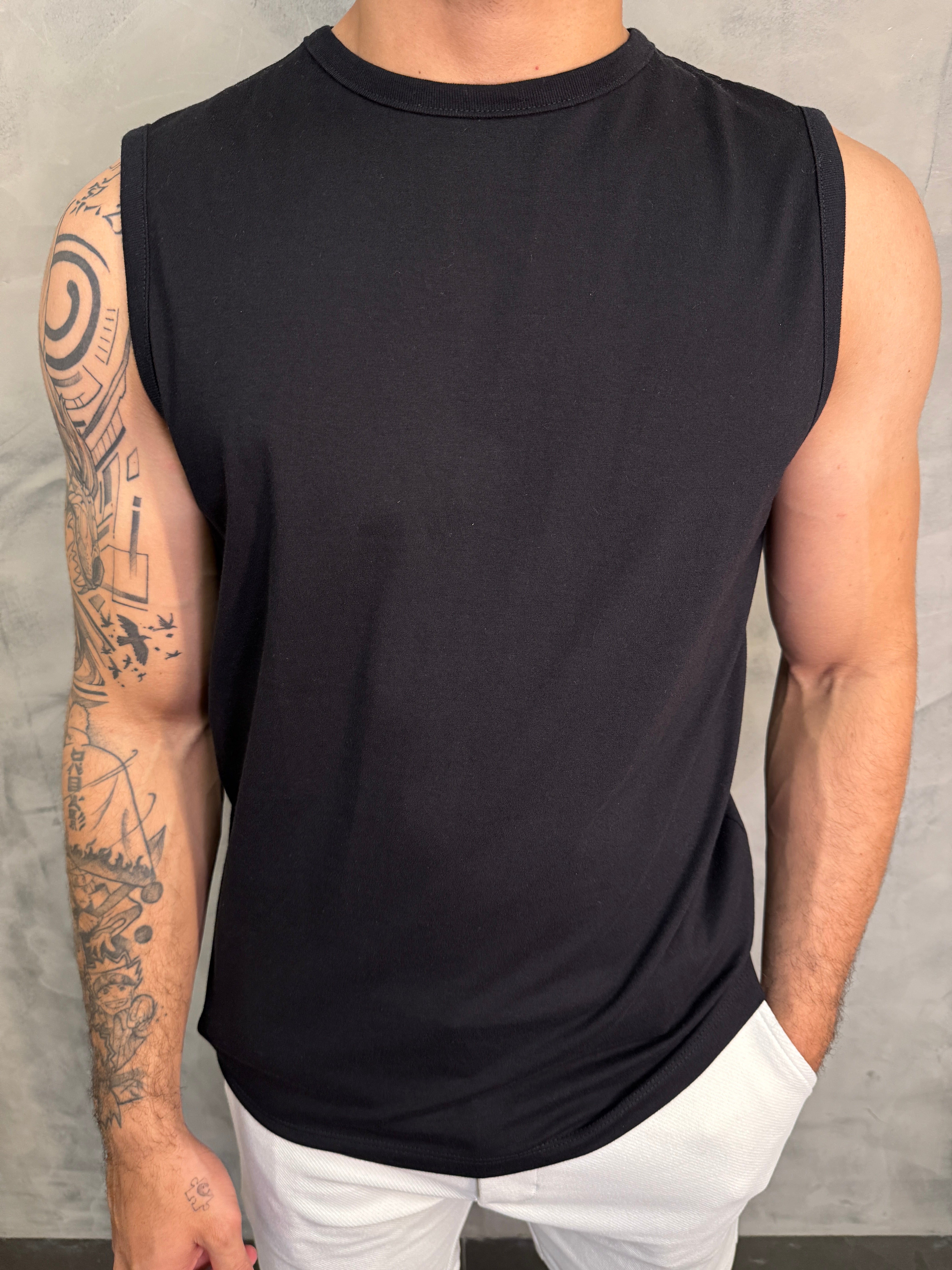 REGATA BÁSICA SIMPLES RESERVA PRETO