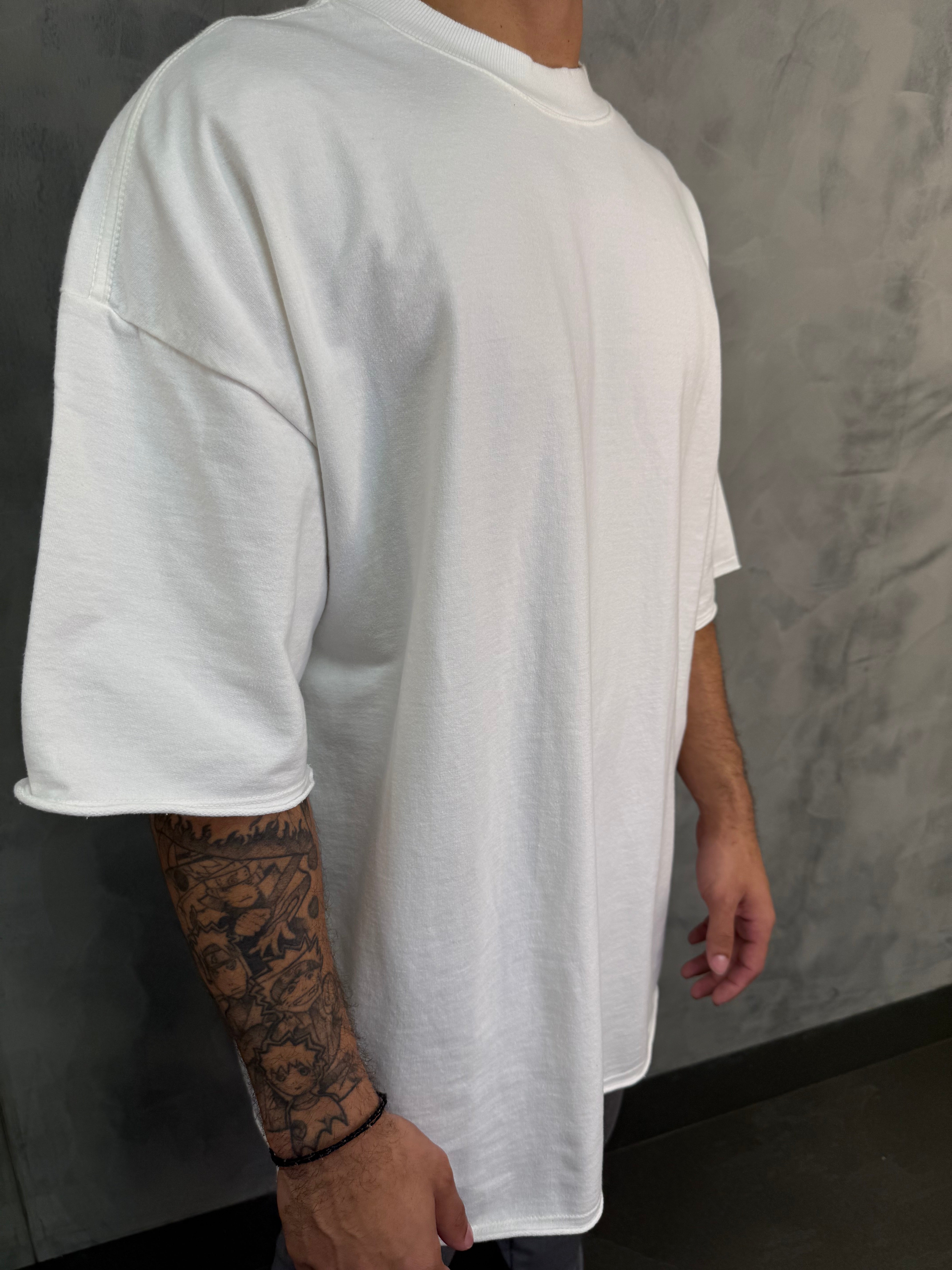 T-SHIRT BOX OVERSIZED MINIMAL EASY BOOQ