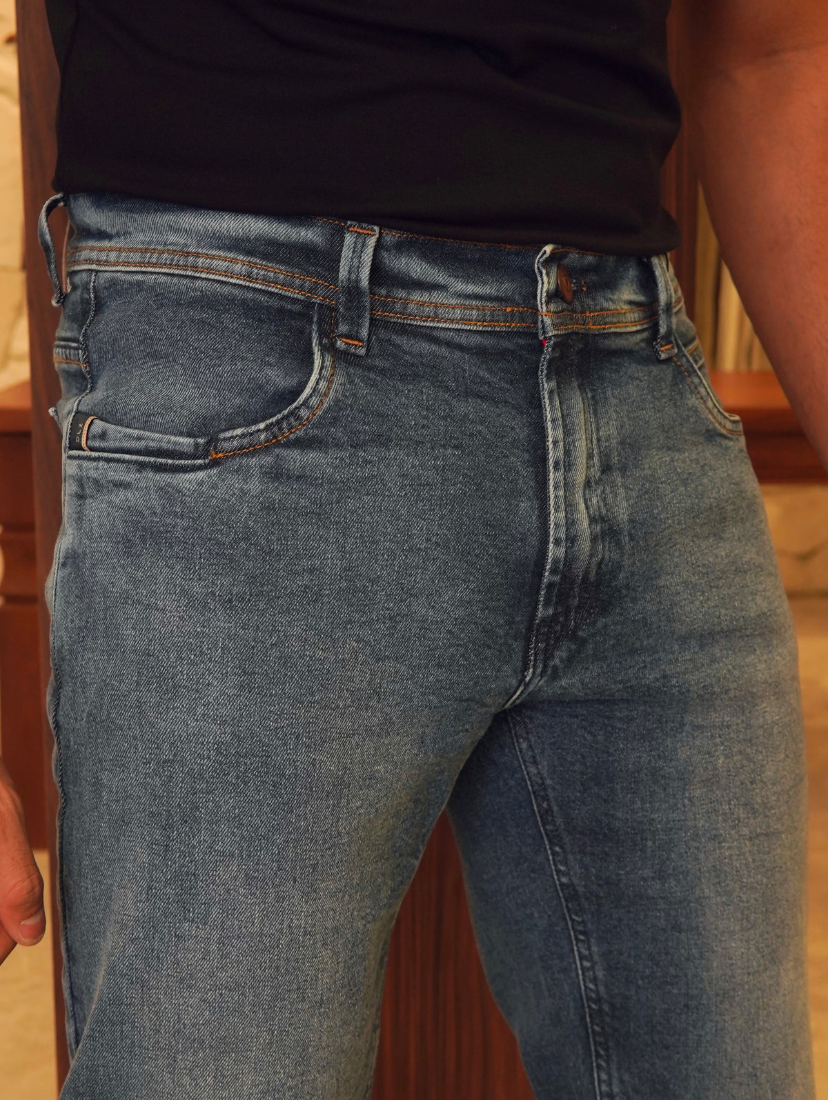 CALÇA JEANS REGULAR UNICA DLZ JEANS ESCURO