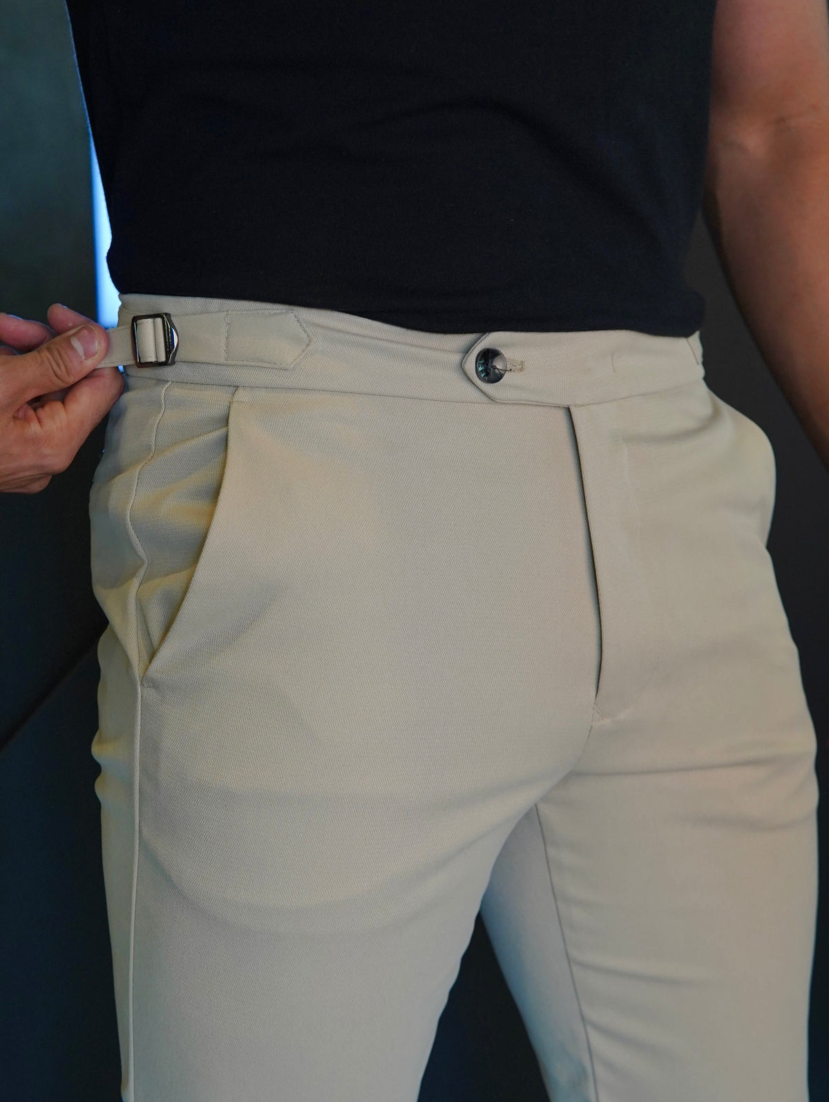 CALÇA ALF. MAQUINETADA SKINNY AJUSTE FIVELA ARMIATHO