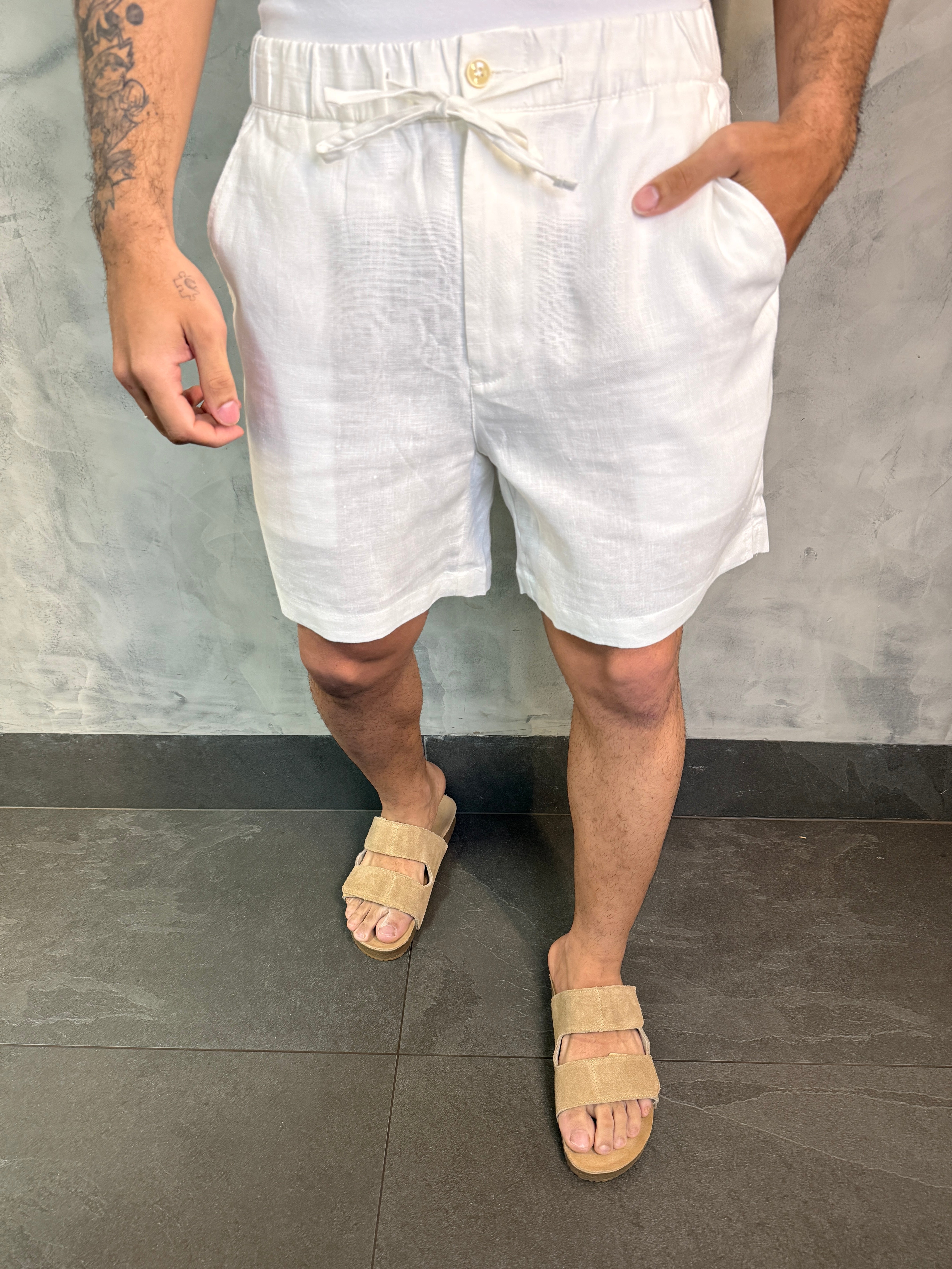 SHORT CASUAL PURO LINHO PONTO H