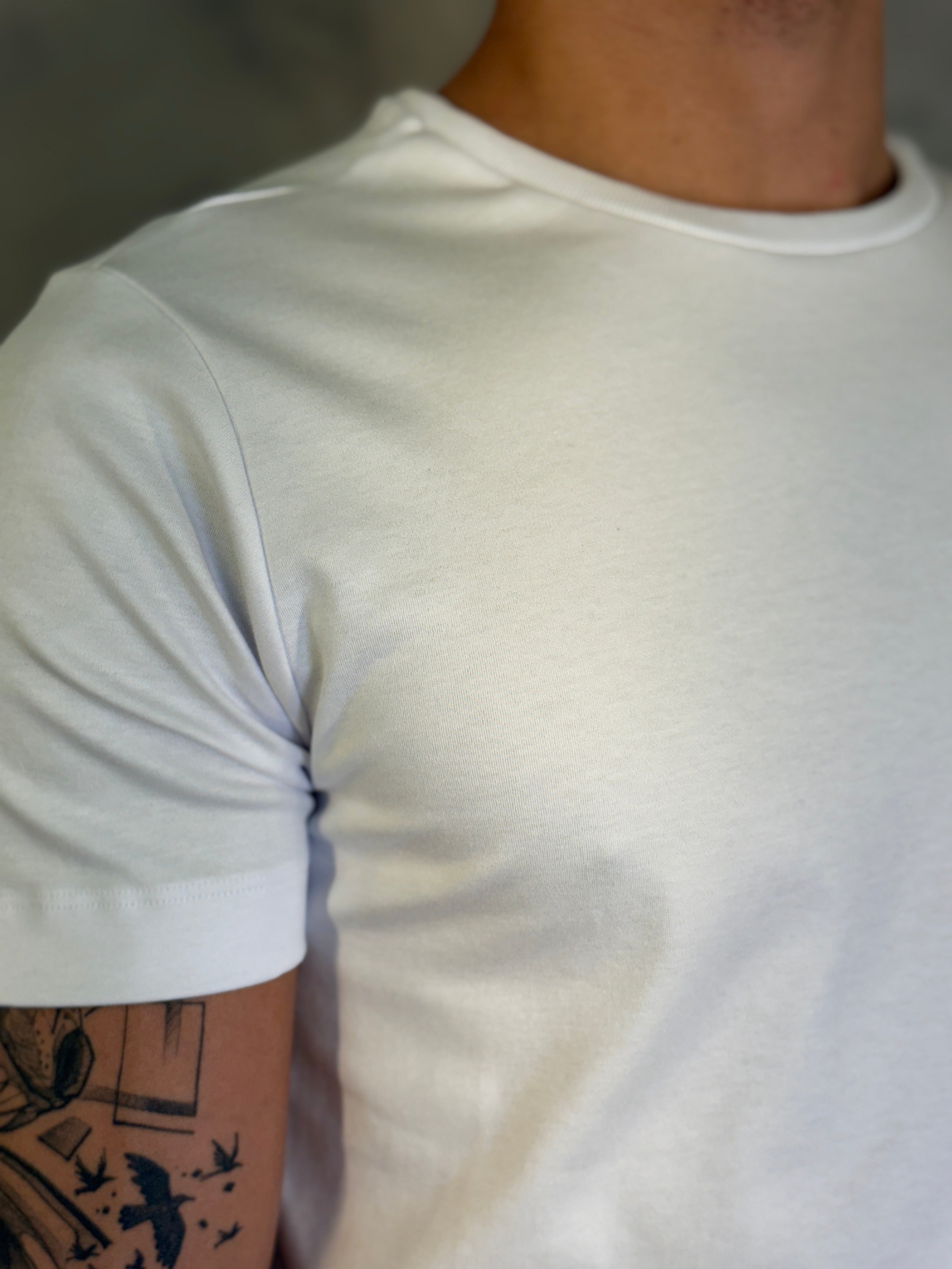 CAMISETA BÁSICA HERMES PONTO H BRANCO