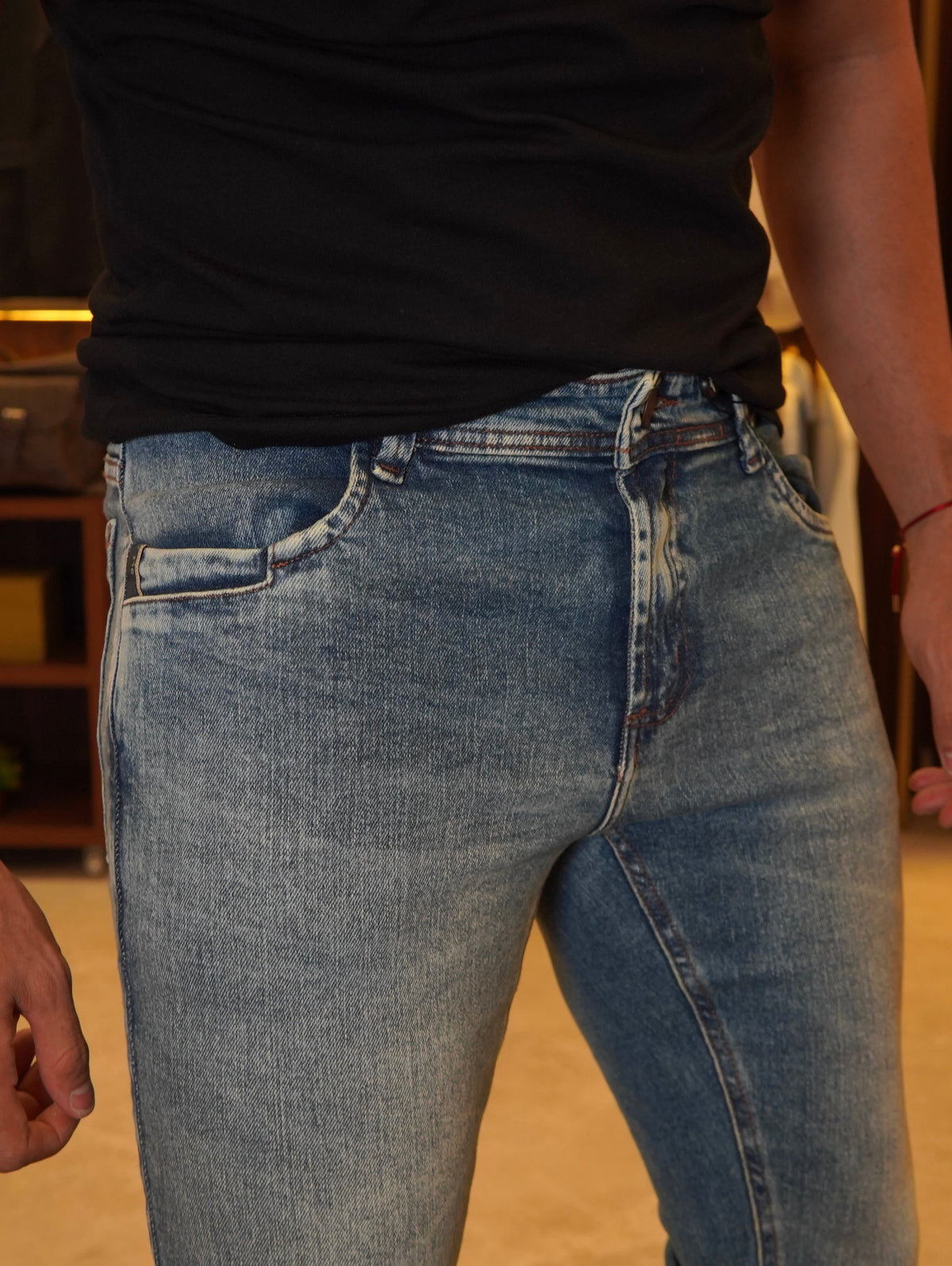 CALÇA JEANS SKINNY UNICA DLZ JEANS CLARO