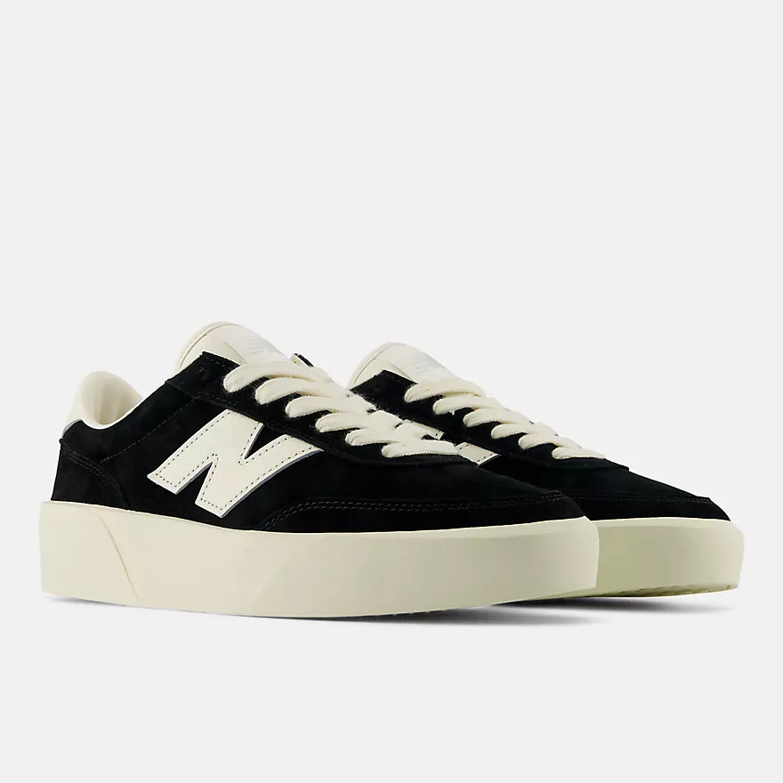 TÊNIS 750 UNISEX NEW BALANCE PRETO/BRANCO