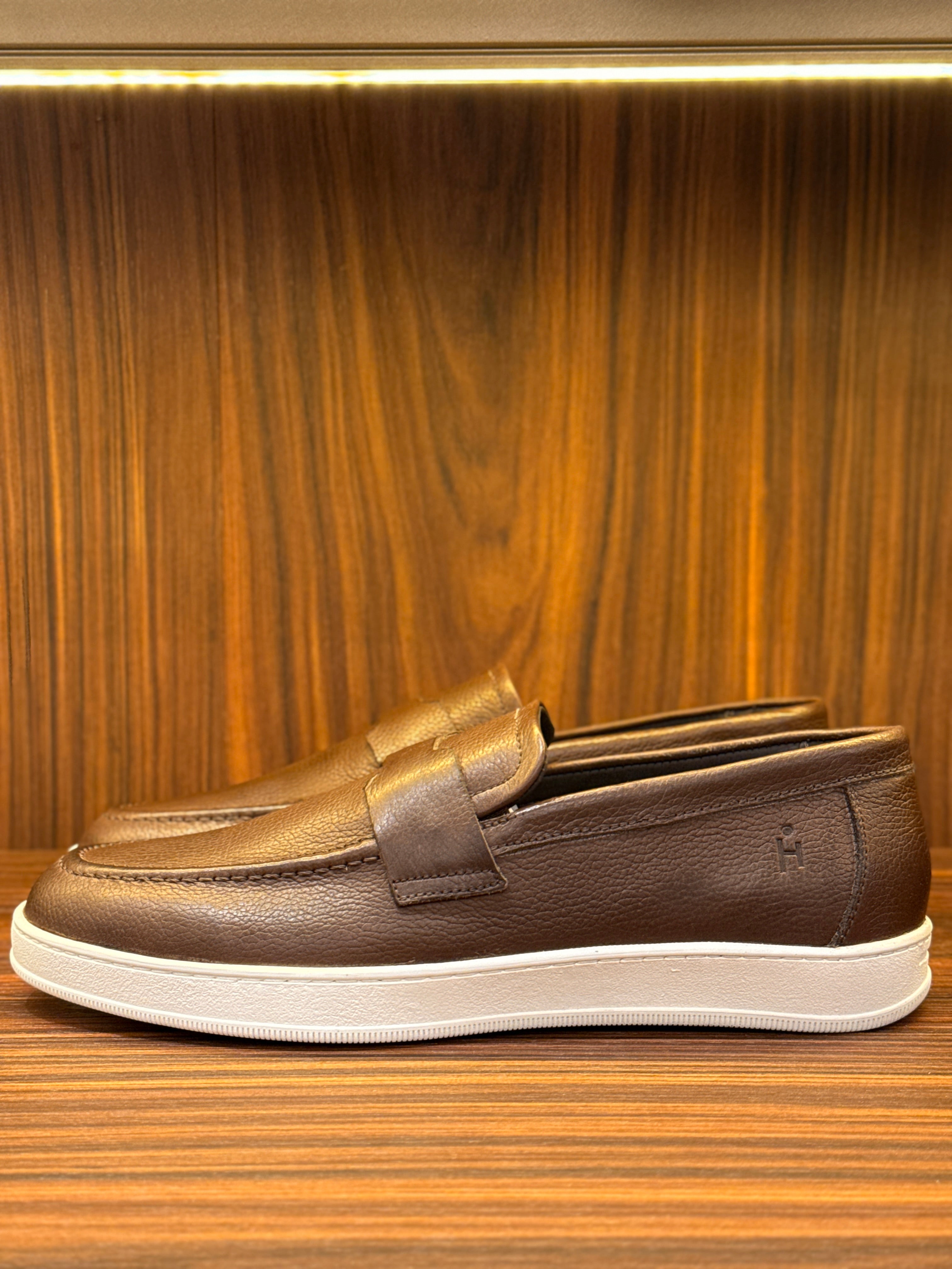 SLIP ON HORUS SUMMER PONTO H CHOCOLATE