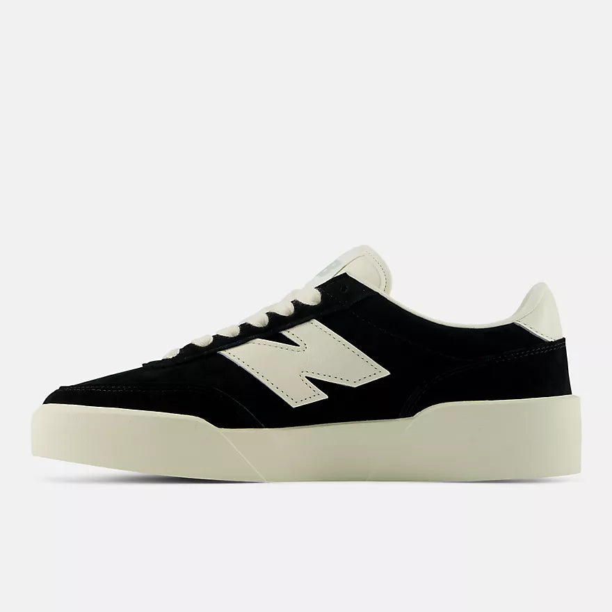 TÊNIS 750 UNISEX NEW BALANCE PRETO/BRANCO