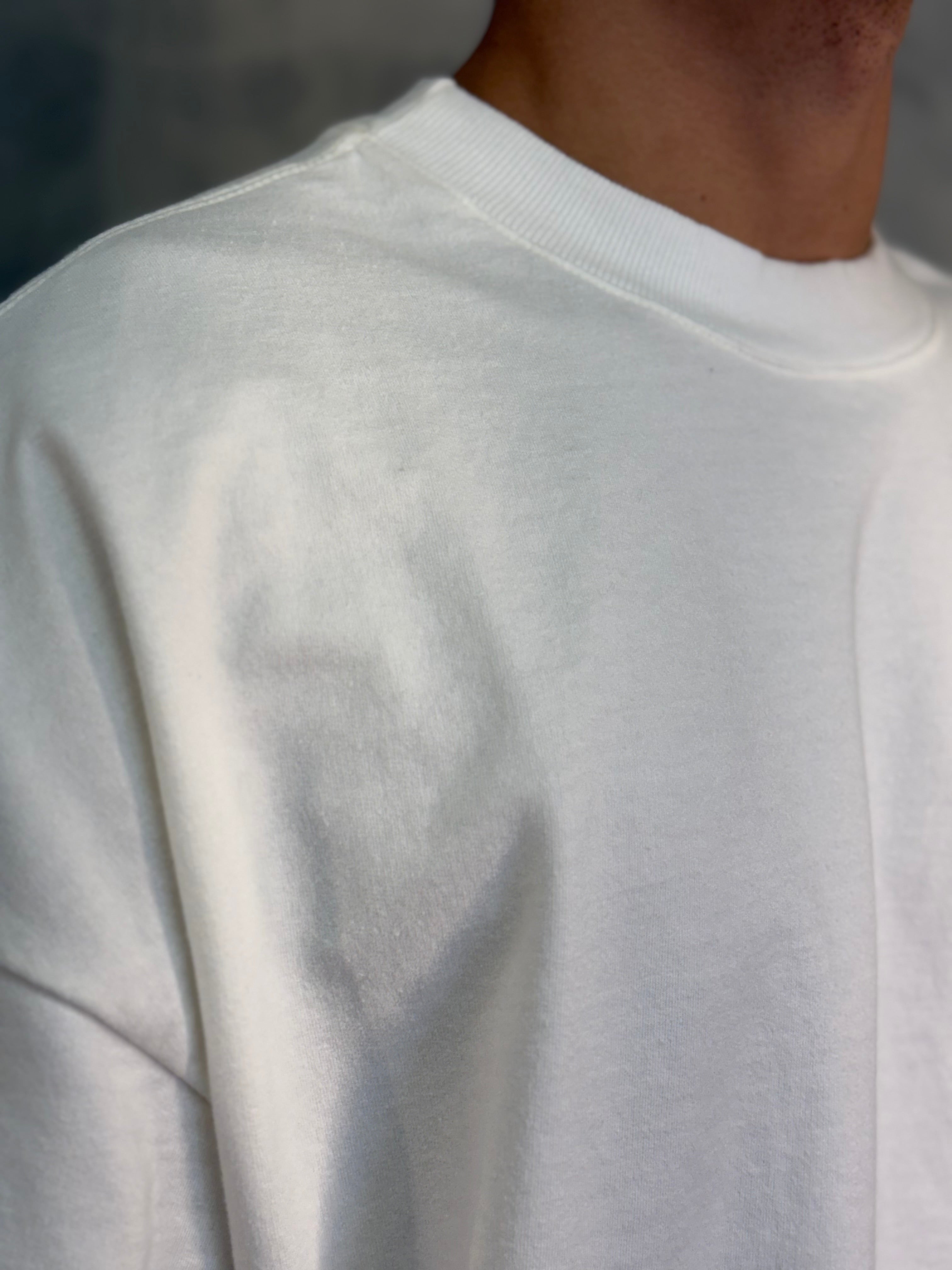 T-SHIRT BOX OVERSIZED MINIMAL EASY BOOQ