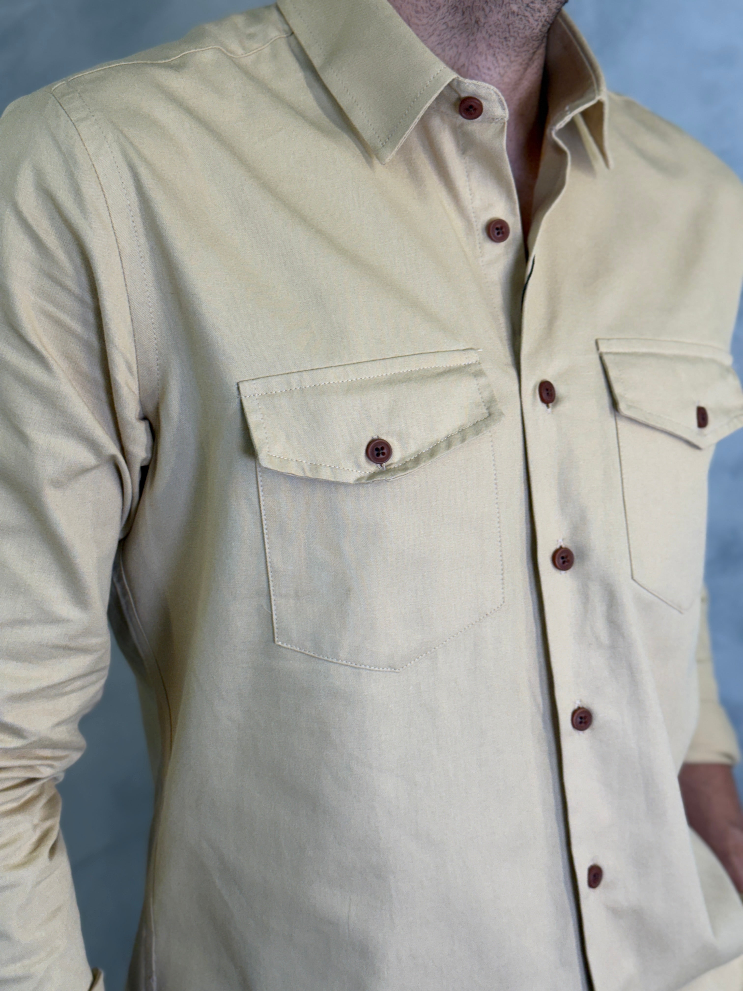 CAMISA M/L DE SARJA PONTO H BEGE