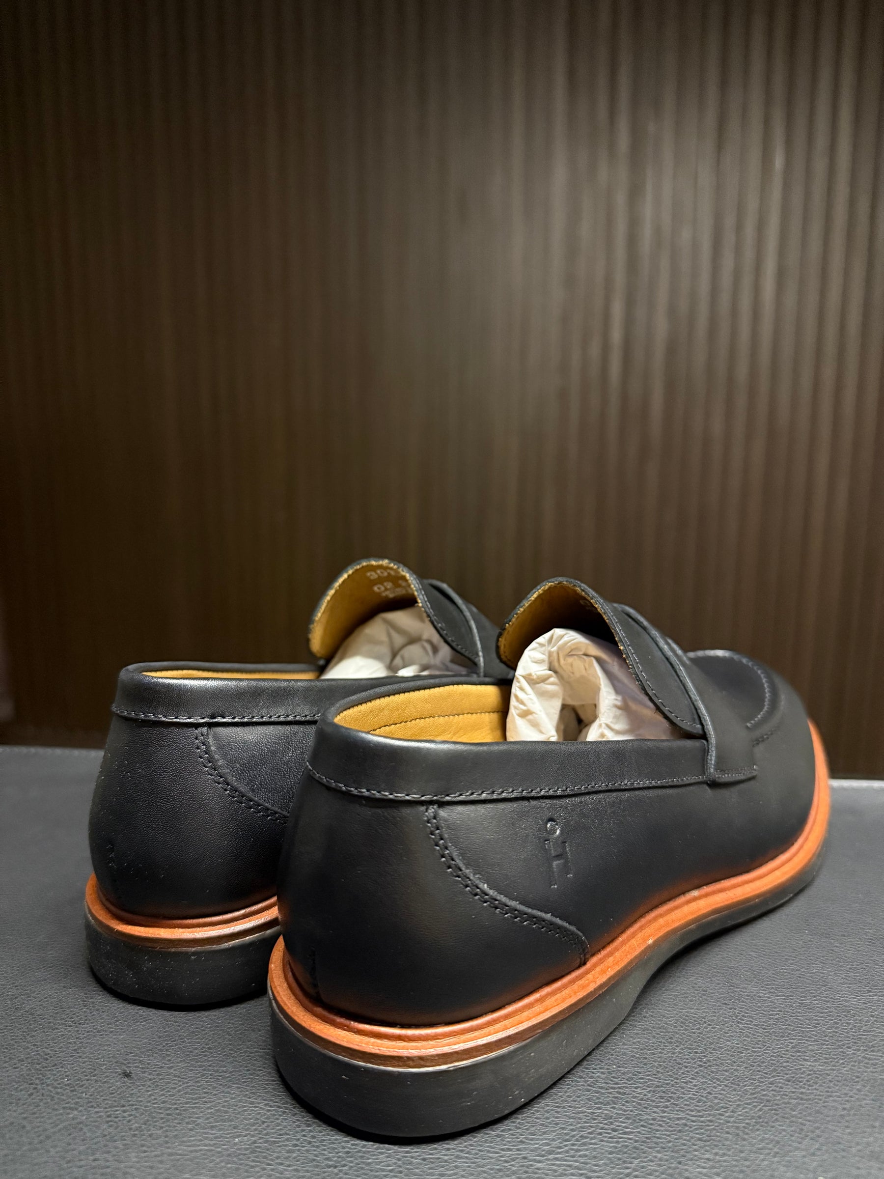 LOAFER PONTO H PRETO