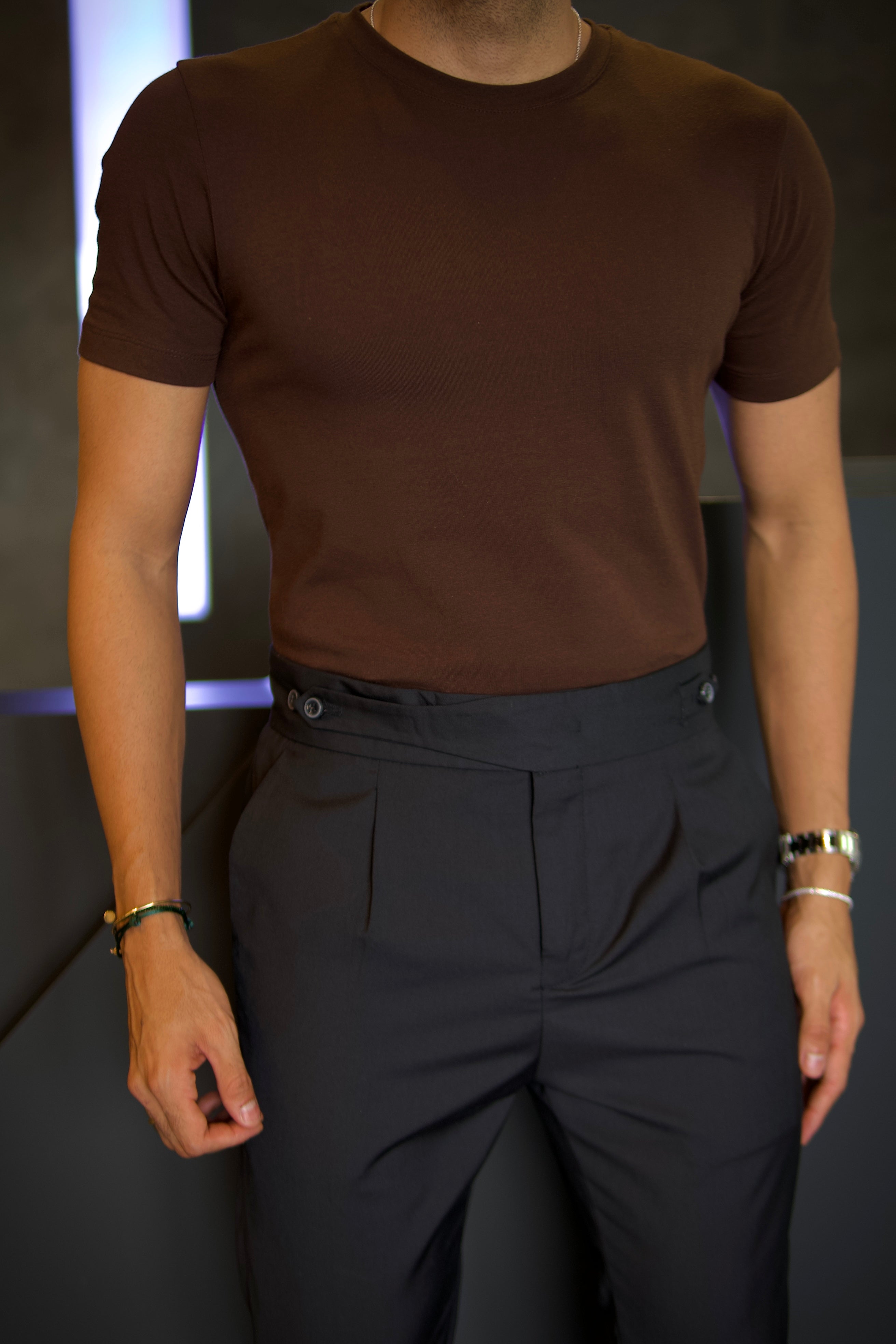 KIT CAMISETA SLIM FIT + CALÇA PATAN