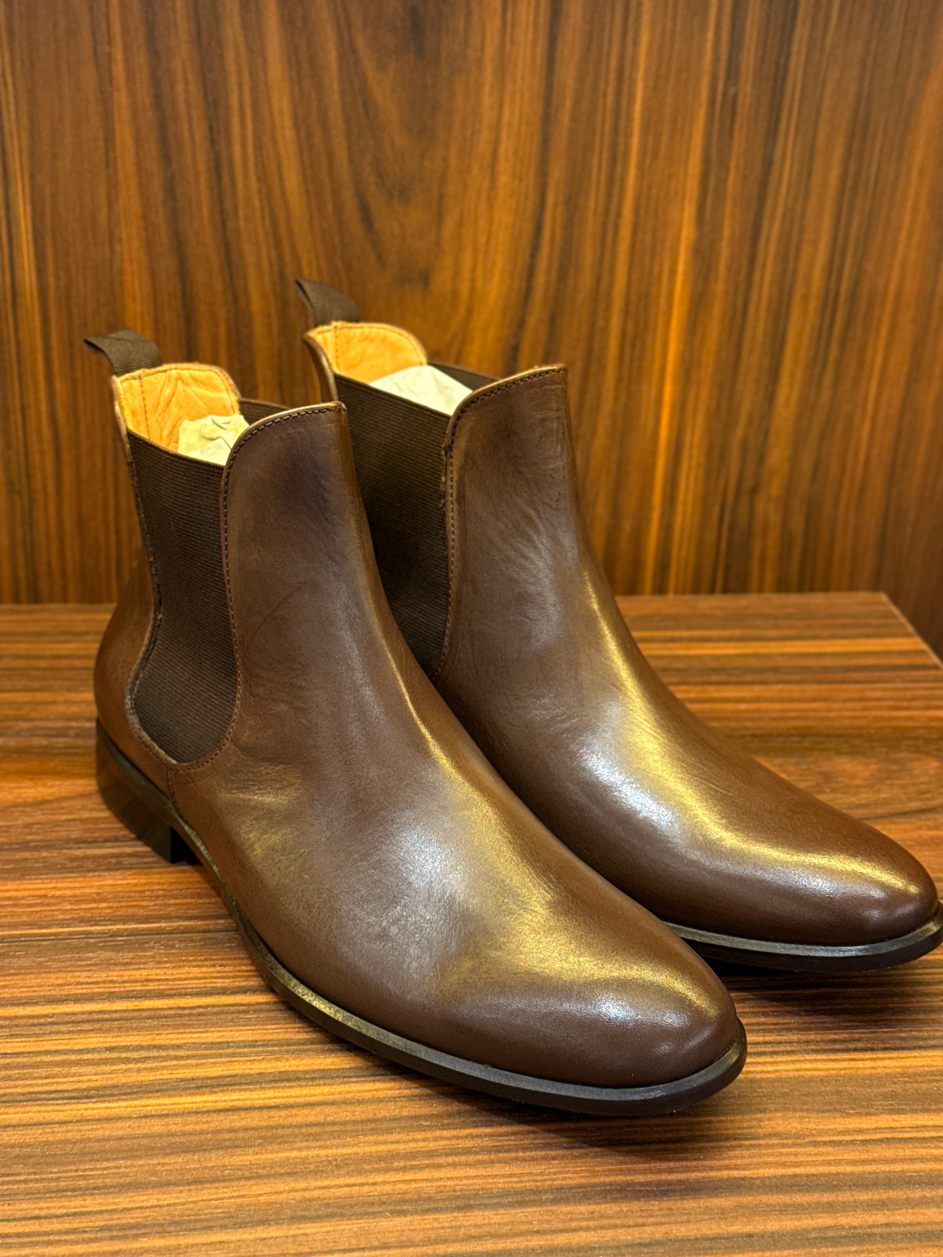 BOTA CHELSEA ENGLAND ARMIATHO MOCA
