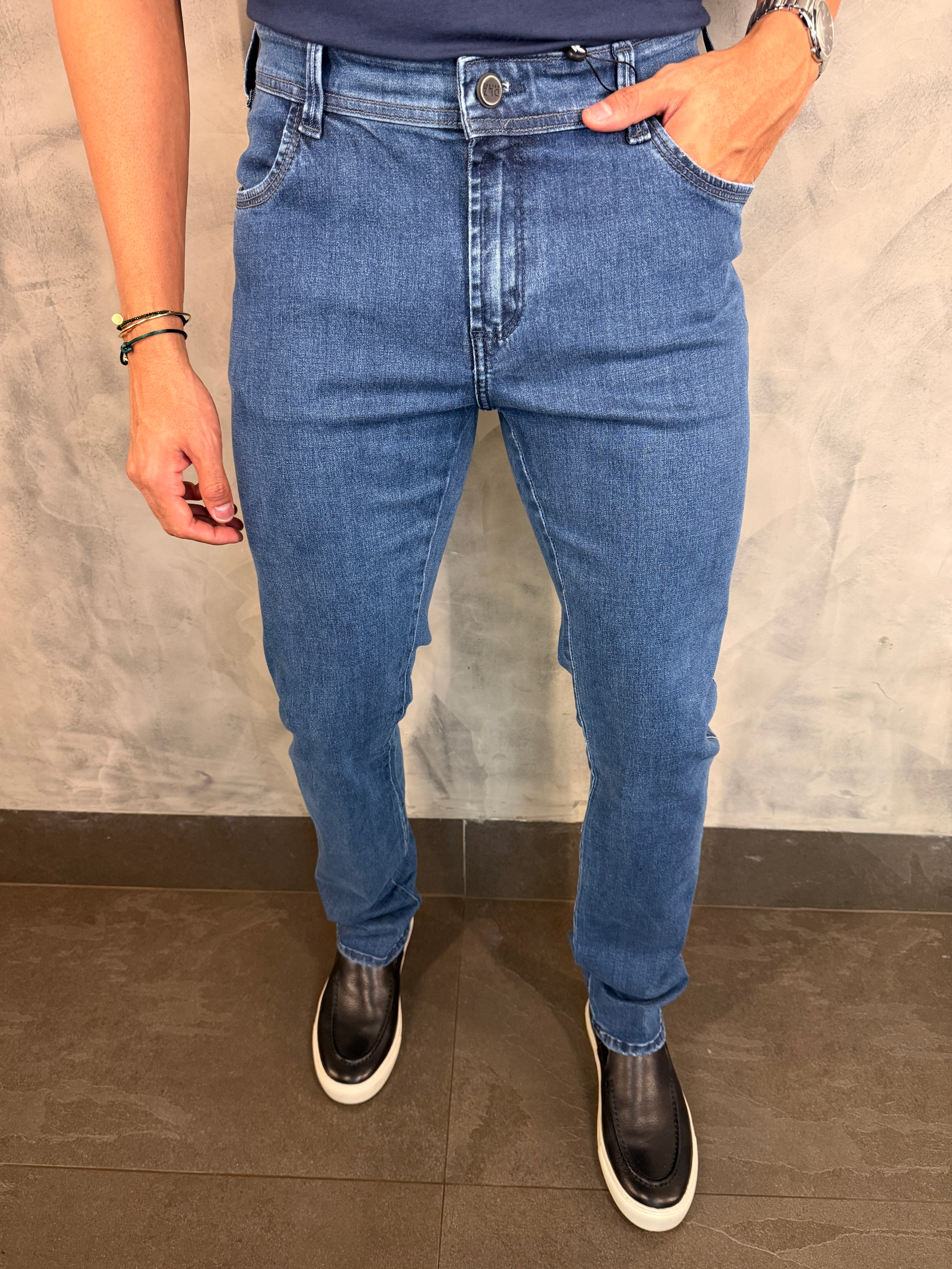 CALÇA JEANS SLIM SELECT DLZ LAVAGEM MÉDIA