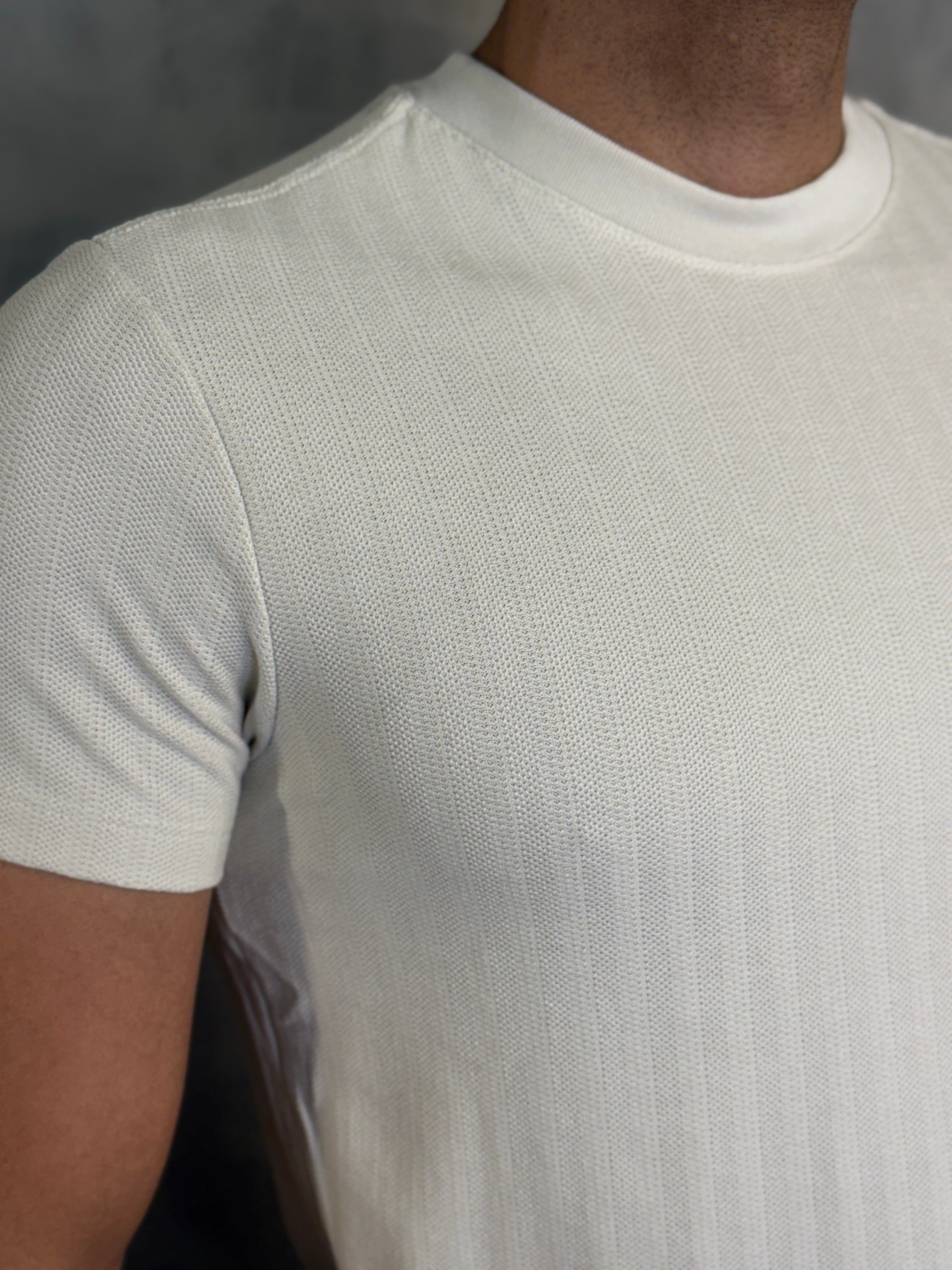 CAMISETA SLIM GOLA ALTA DLZ BEGE LIGHT