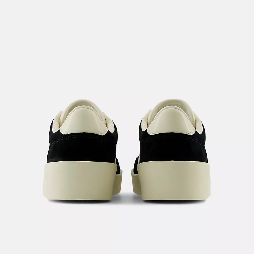 TÊNIS 750 UNISEX NEW BALANCE PRETO/BRANCO