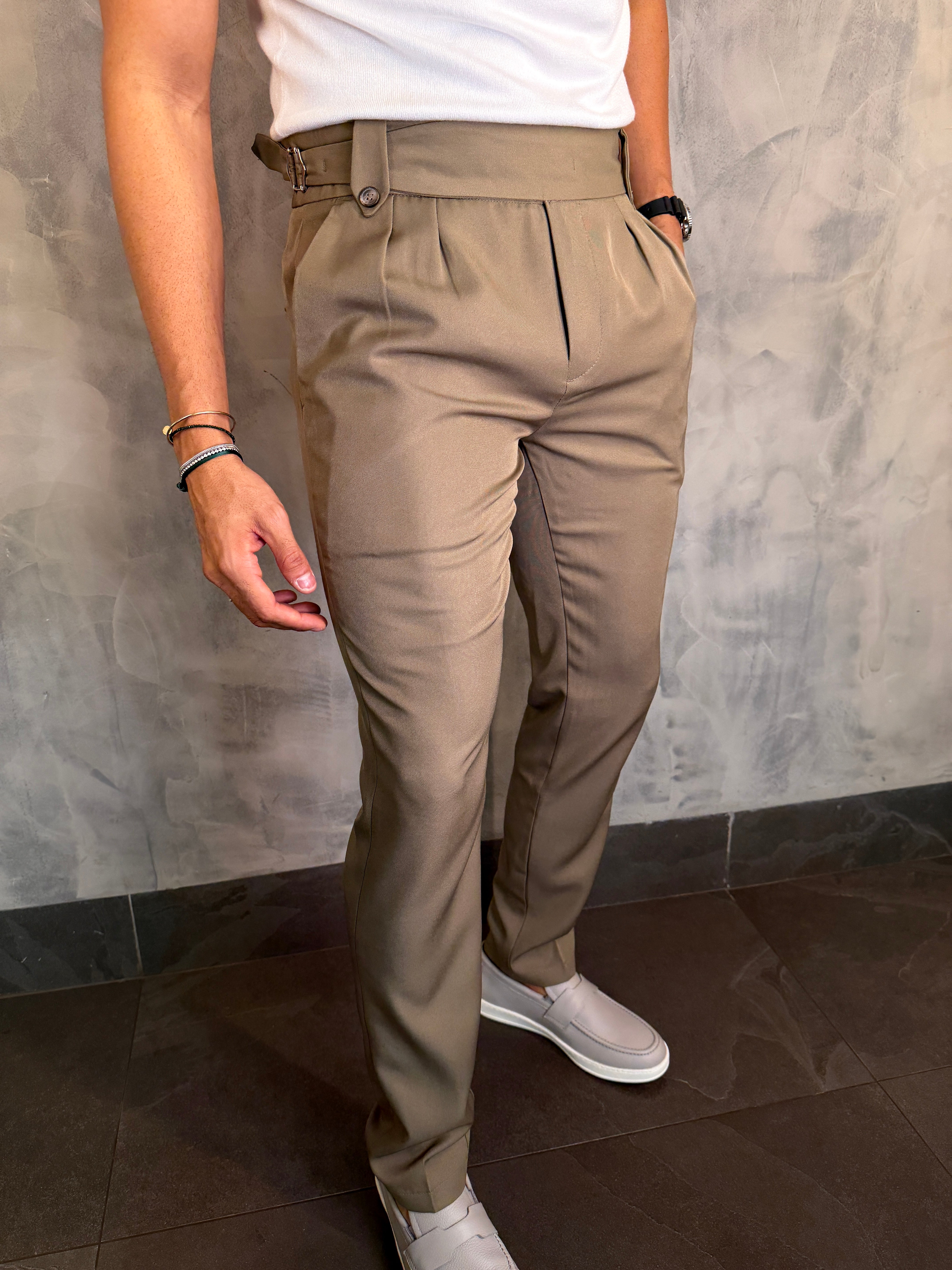 CALÇA ALF. GURKHA LISBOA PONTO H MARROM