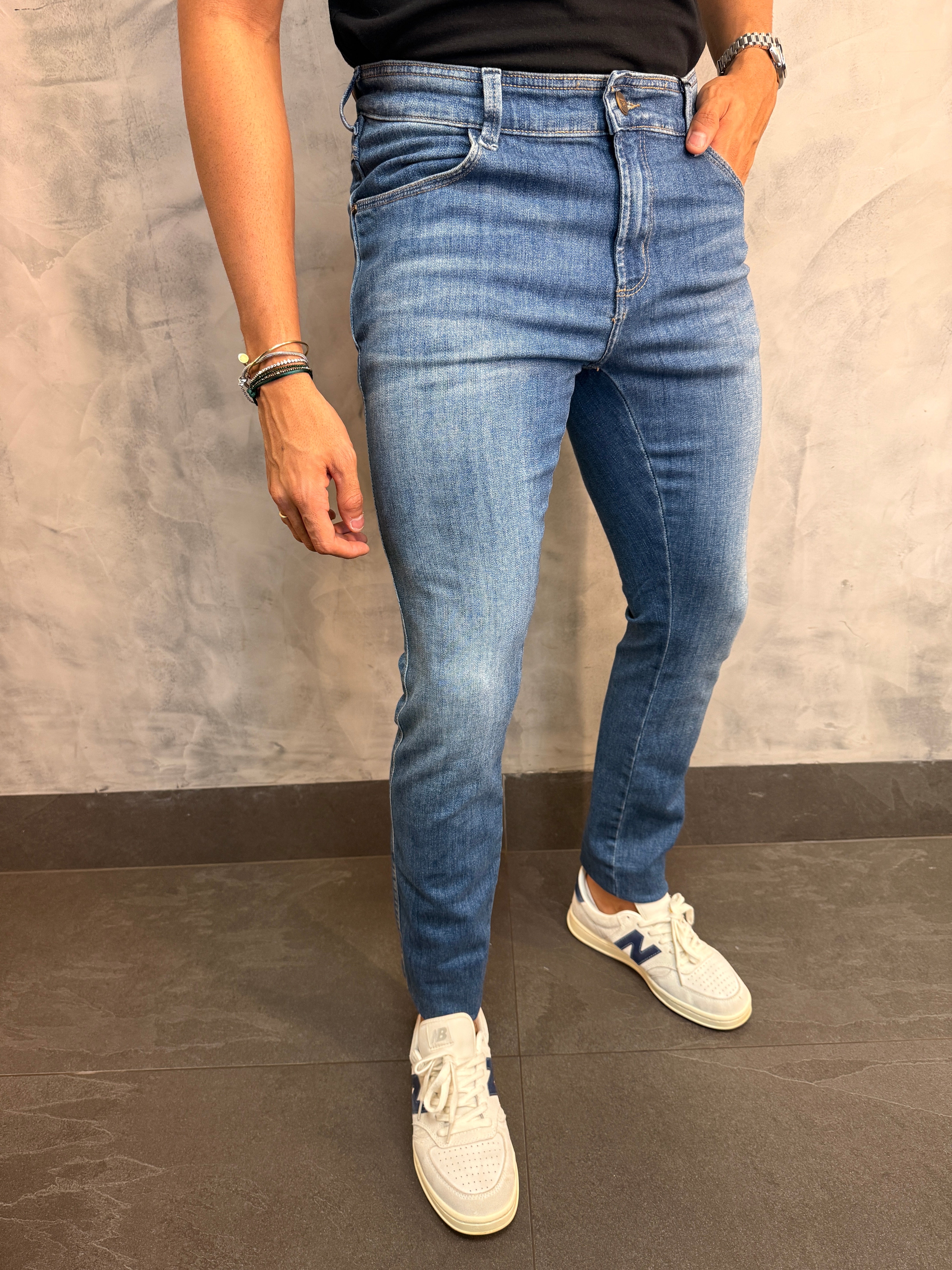 CALÇA JEANS SKINNY SELECT DLZ JEANS MÉDIO