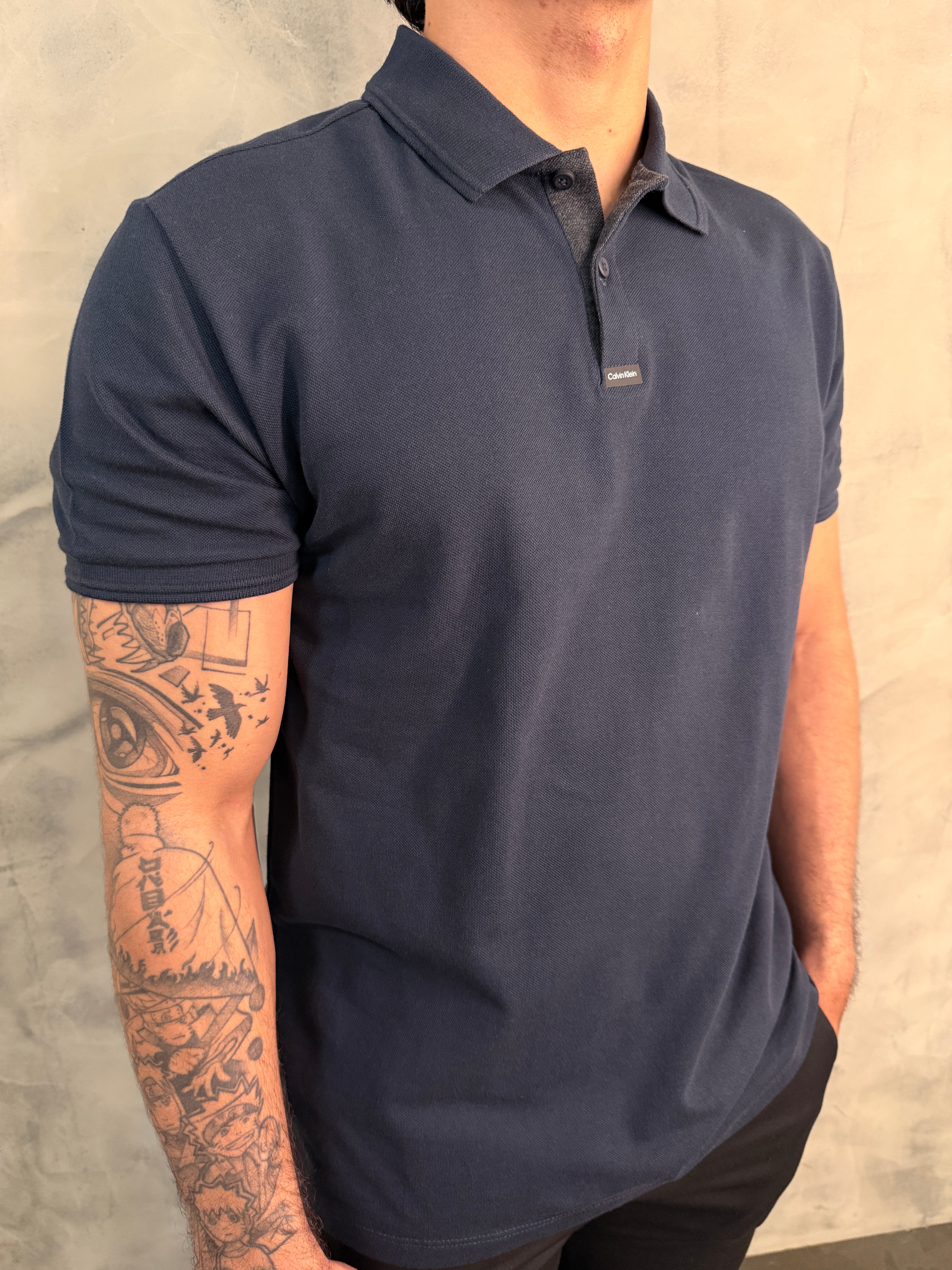 POLO SLIM PIQUET PATCH CALVIN KLEIN MARINHO