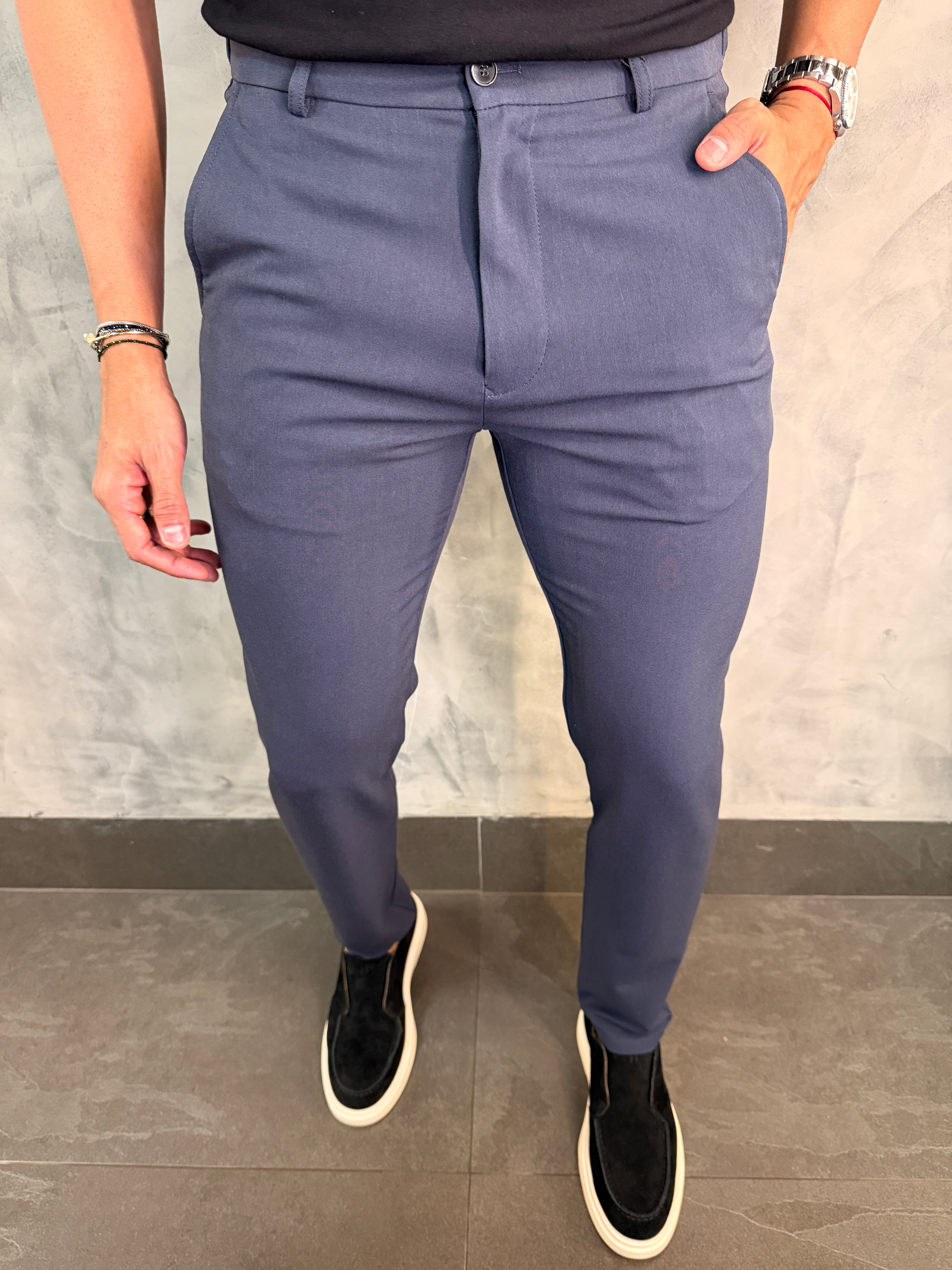 CALÇA ALF. SLIM STRETCH C/ AJUSTE BOTÃO PONTO H MARINHO