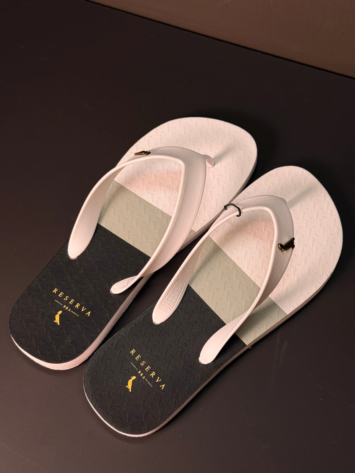 CHINELO RSV STRIPES TRIO RESERVA BRANCO/ CINZA/ PRETO