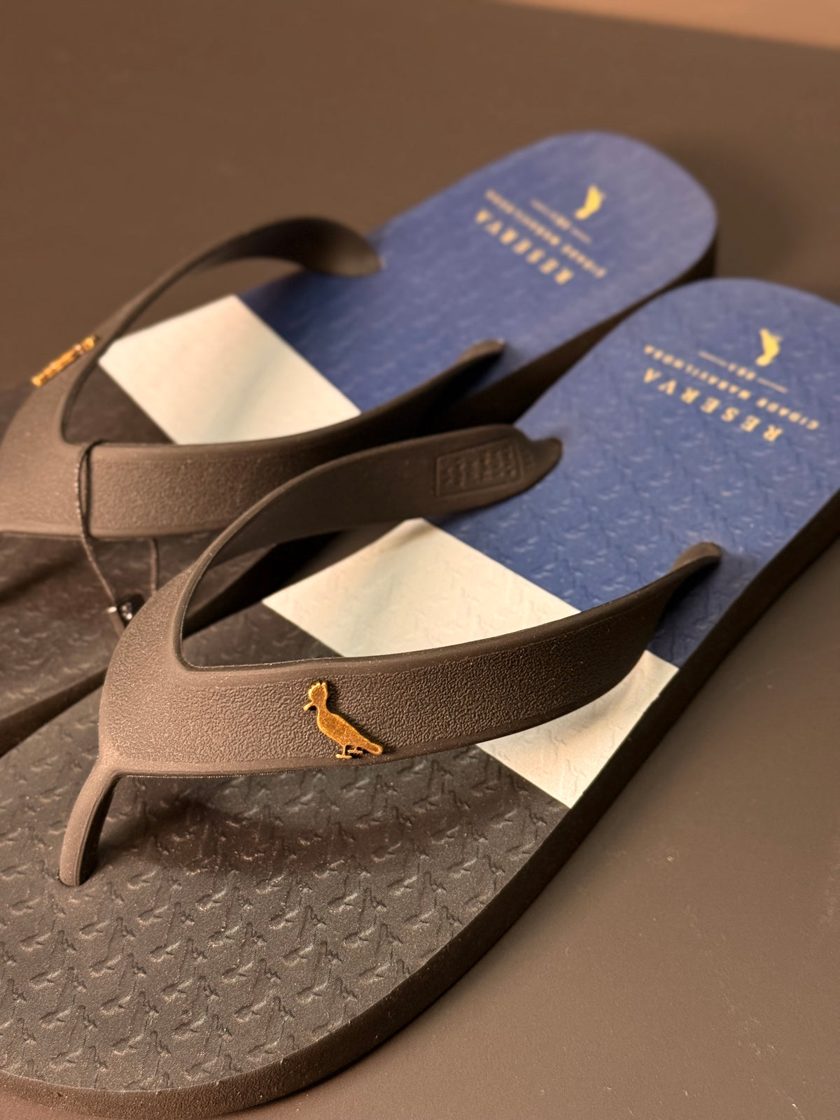 CHINELO RSV STRIPES TRIO RESERVA PRETO/ BRANCO/ AZUL