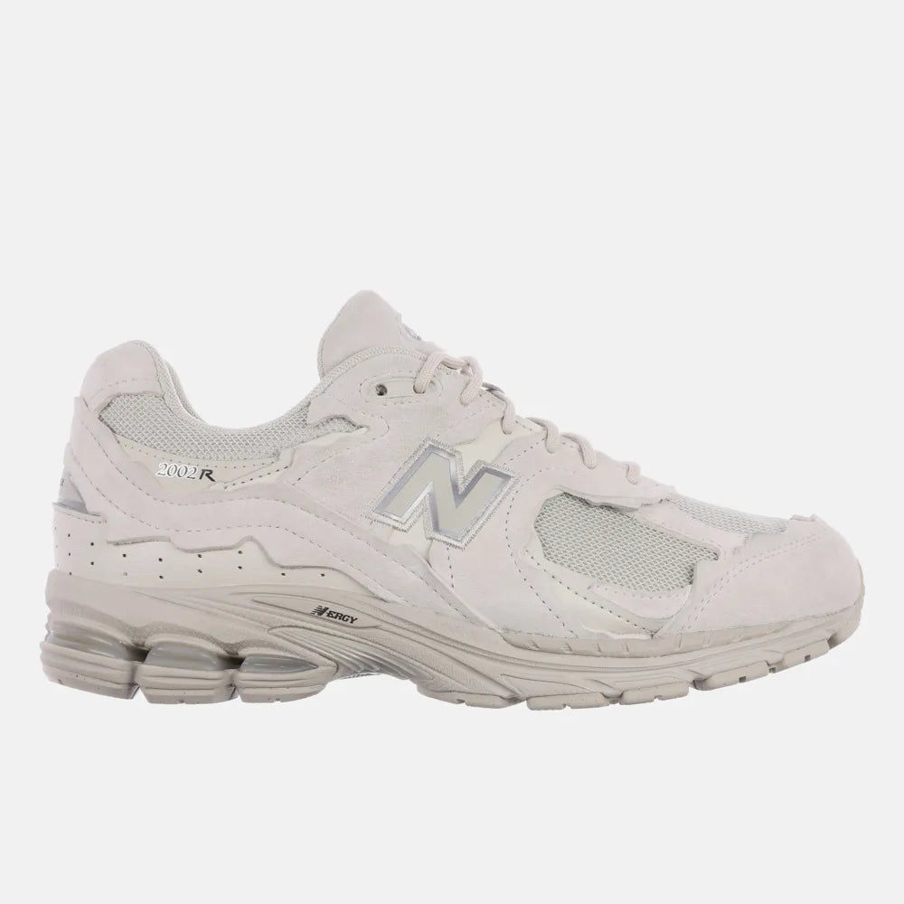 TÊNIS NB 2002R UNISEX NEW BALANCE BEGE