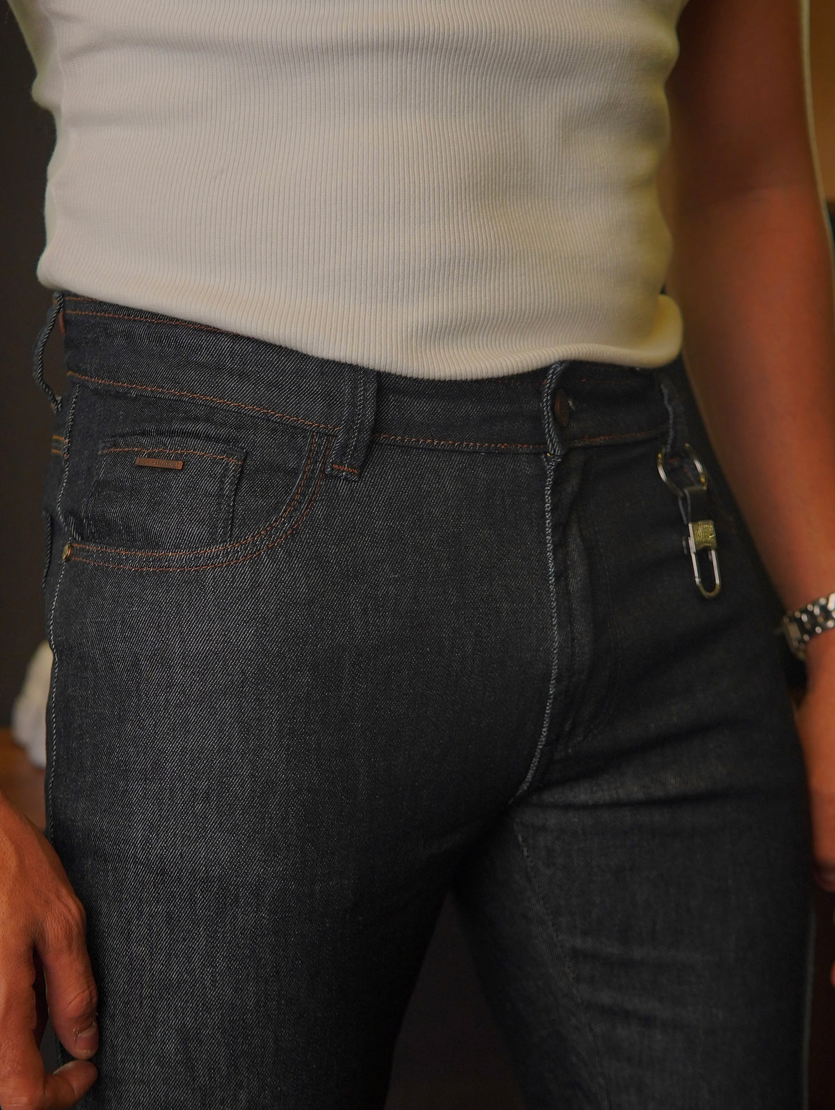 CALÇA SLIM SELECT DLZ LAVAGEM ESCURA