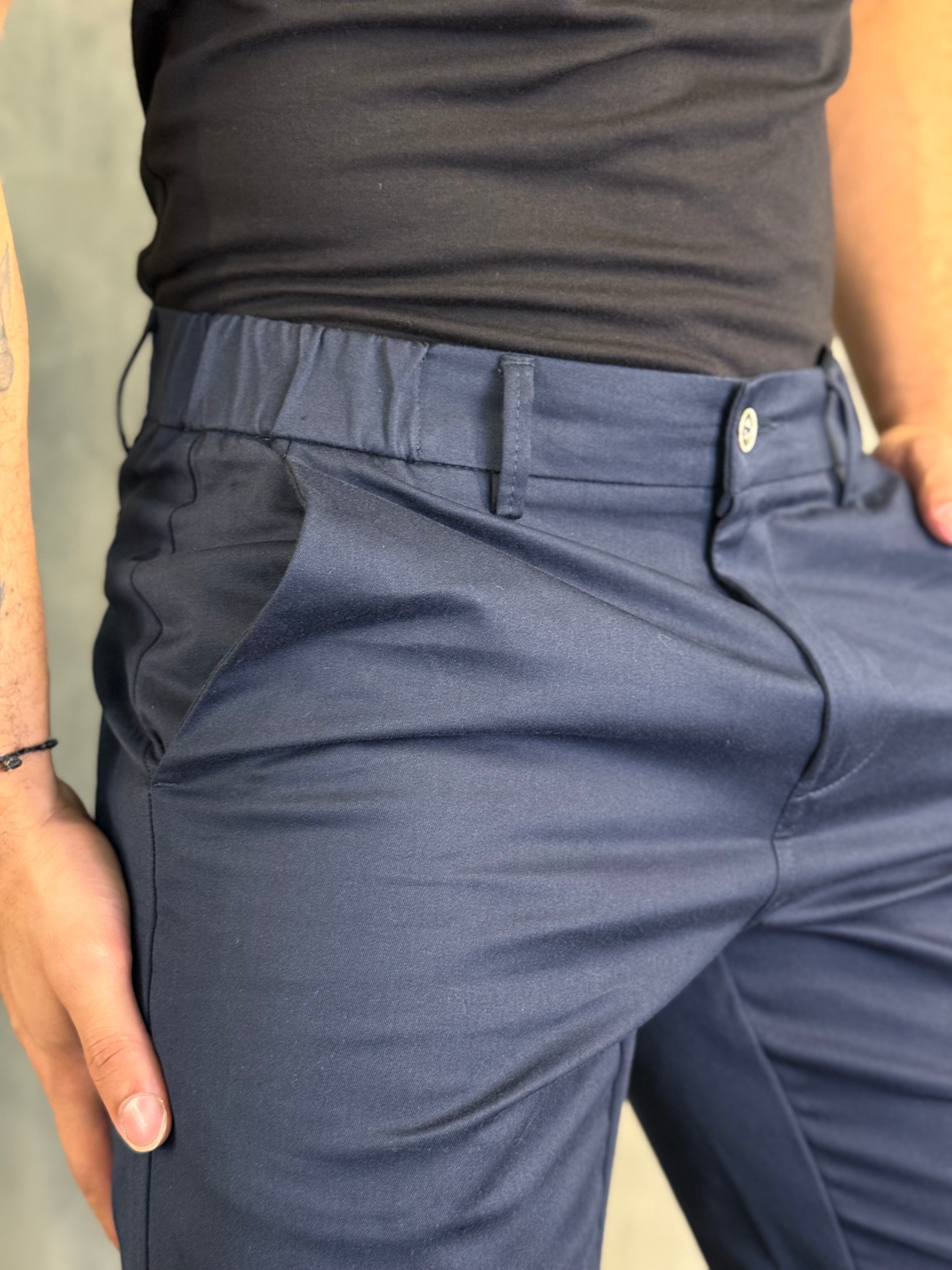 BERMUDA CASUAL-DAY SARJA COLOR CINTURA ELÁSTICA PONTO H MARINHO