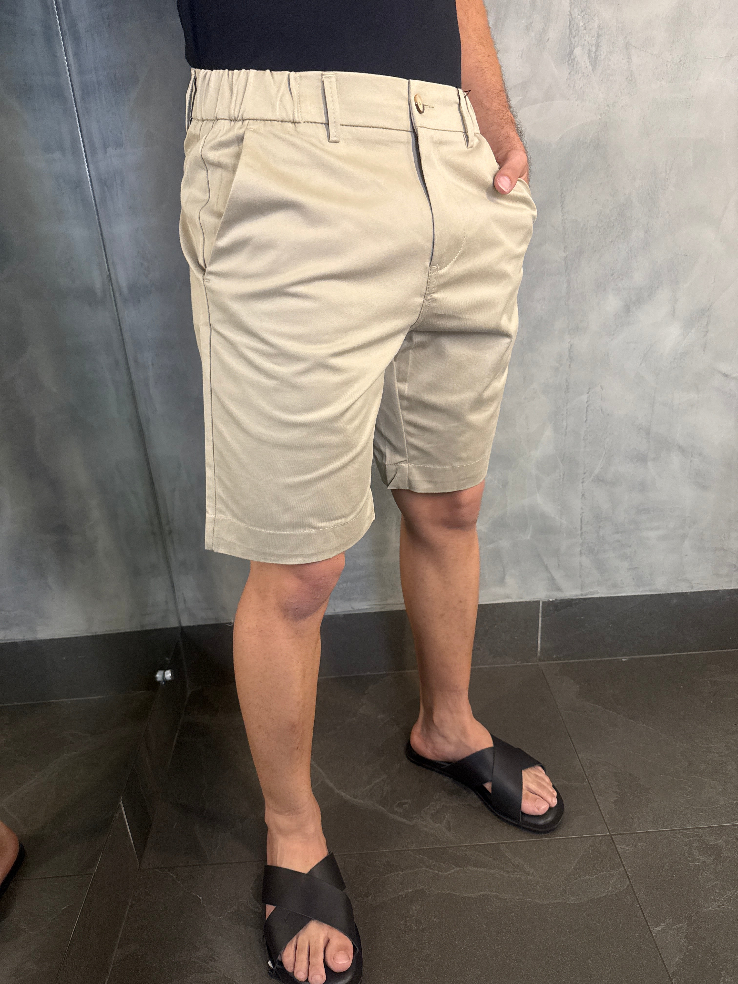 BERMUDA CASUAL-DAY SARJA COLOR CINTURA ELÁSTICA PONTO H KHAKI