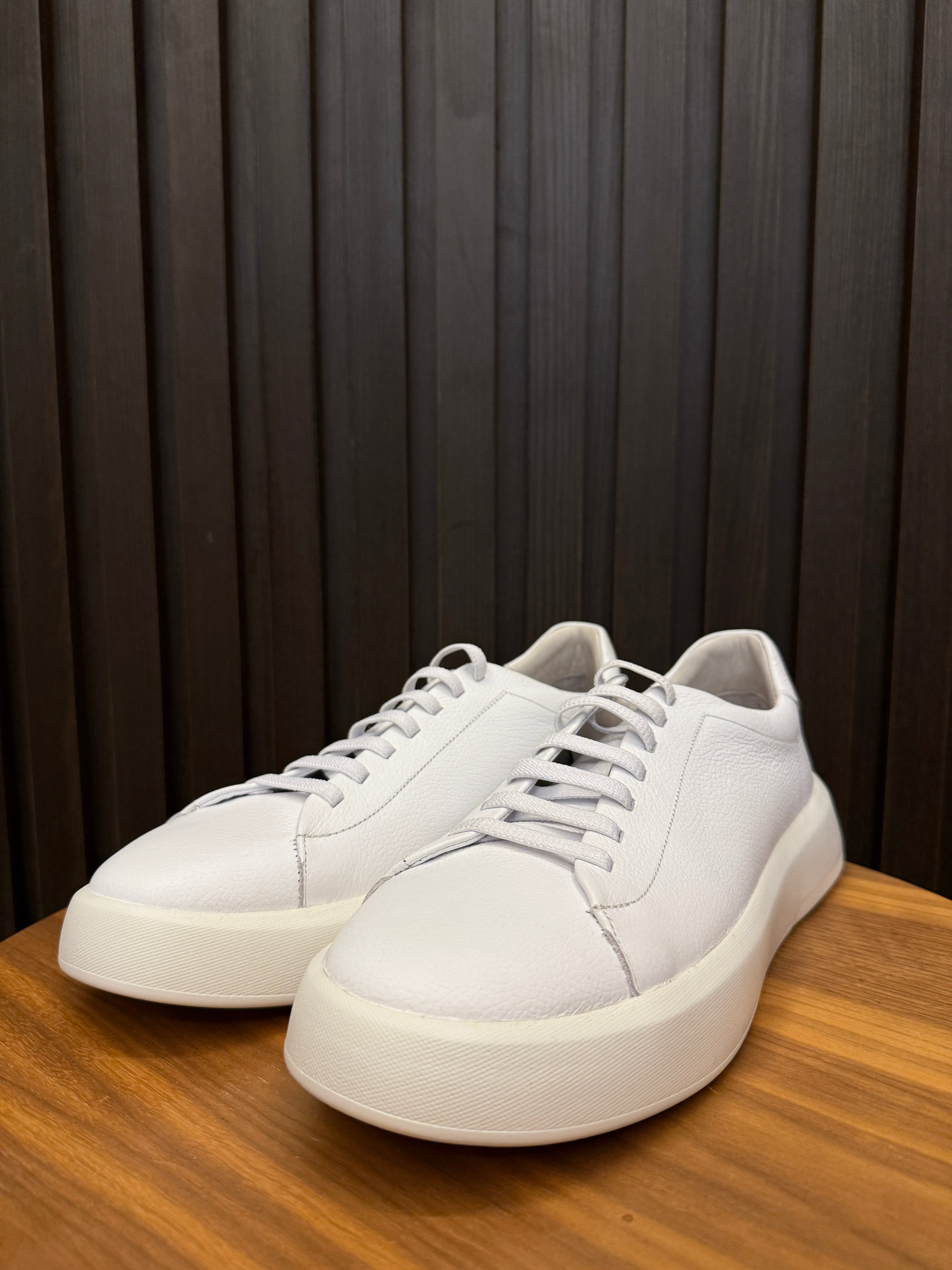 SNEAKER VERSE PONTO H BRANCO
