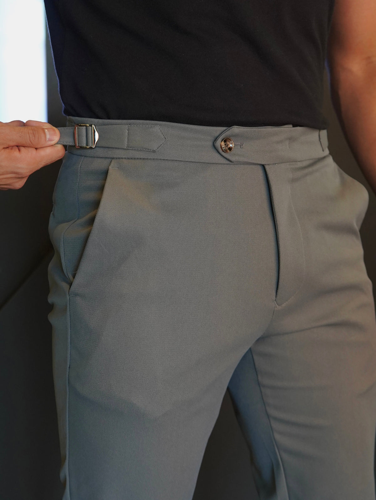 CALÇA ALF. MAQUINETADA SKINNY AJUSTE FIVELA ARMIATHO
