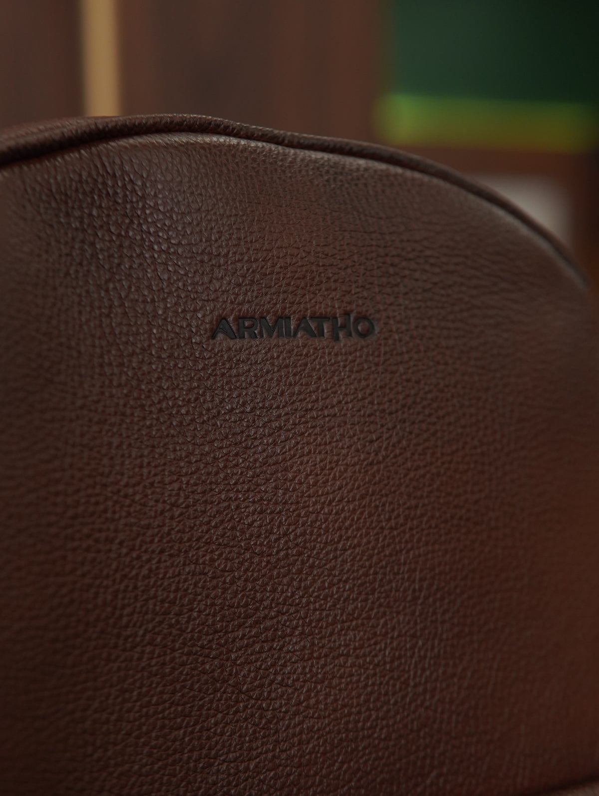 MOCHILA M139-A CABERNET ARMIATHO CONHAQUE