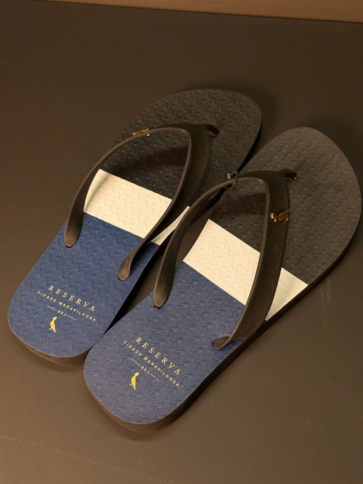 CHINELO RSV STRIPES TRIO RESERVA PRETO/ BRANCO/ AZUL