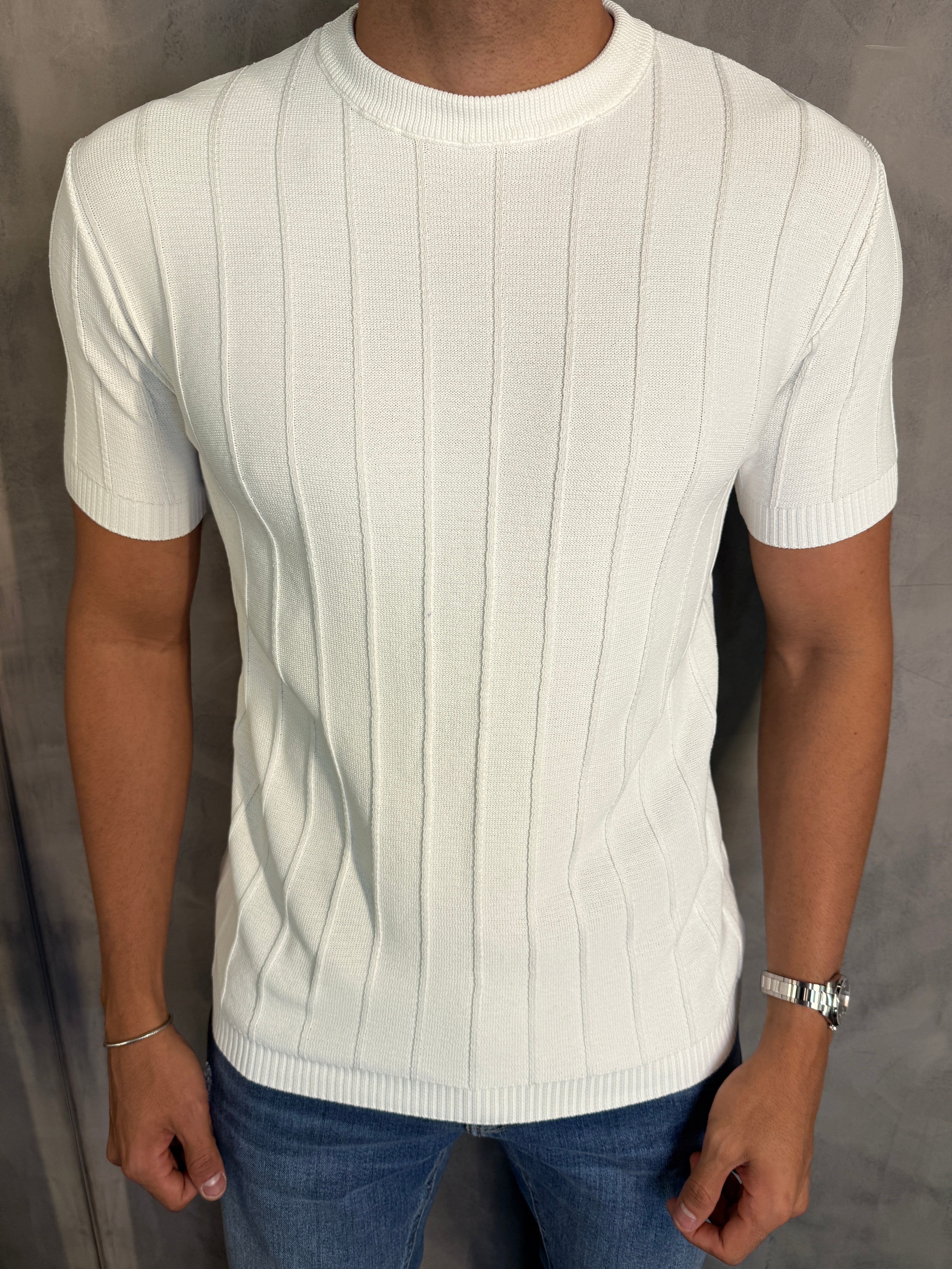 CAMISETA TRICOT GOLA CARECA PONTO H