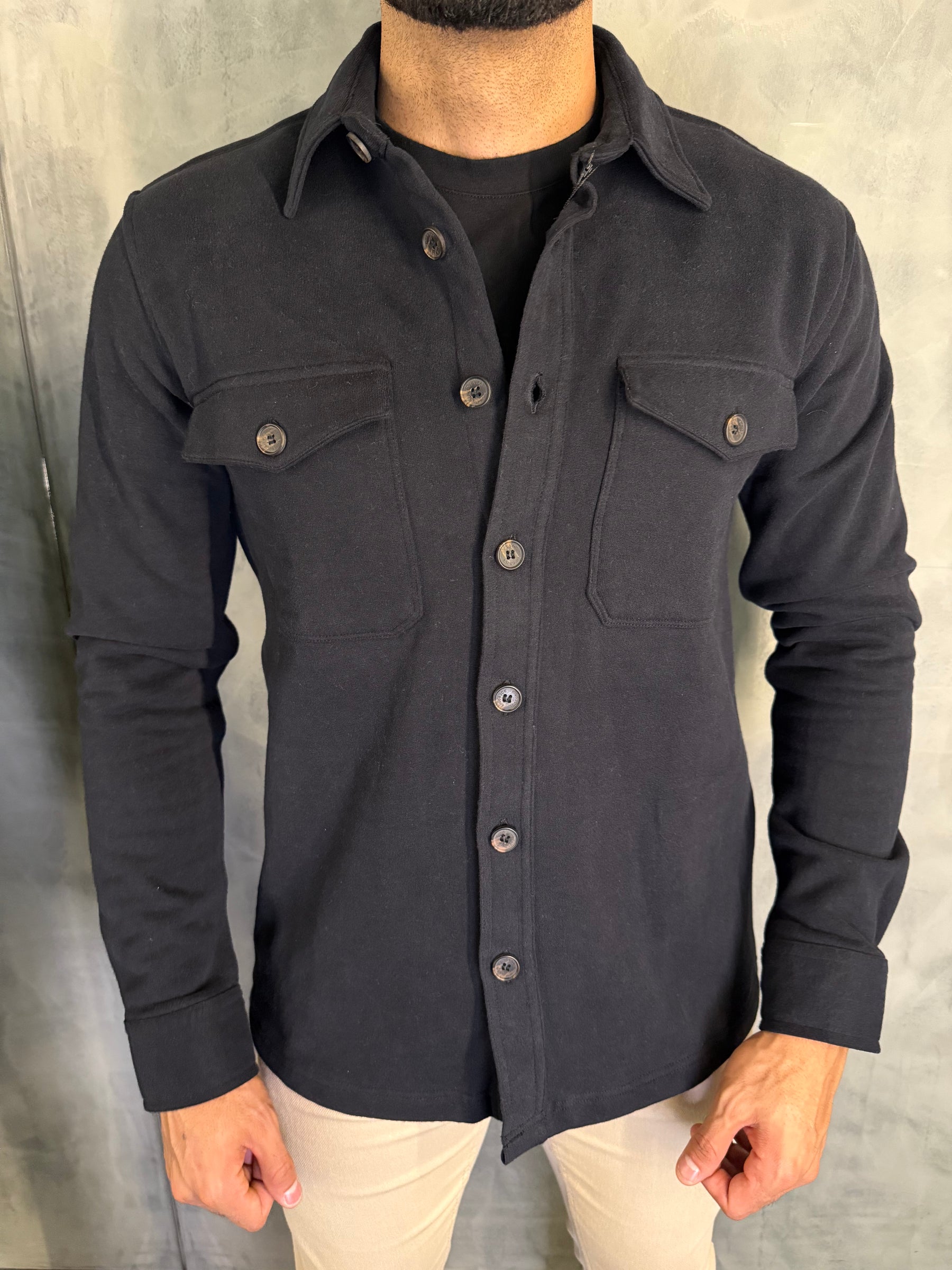 JAQUETA MALHA OVERSHIRT KINGEJOE PRETO