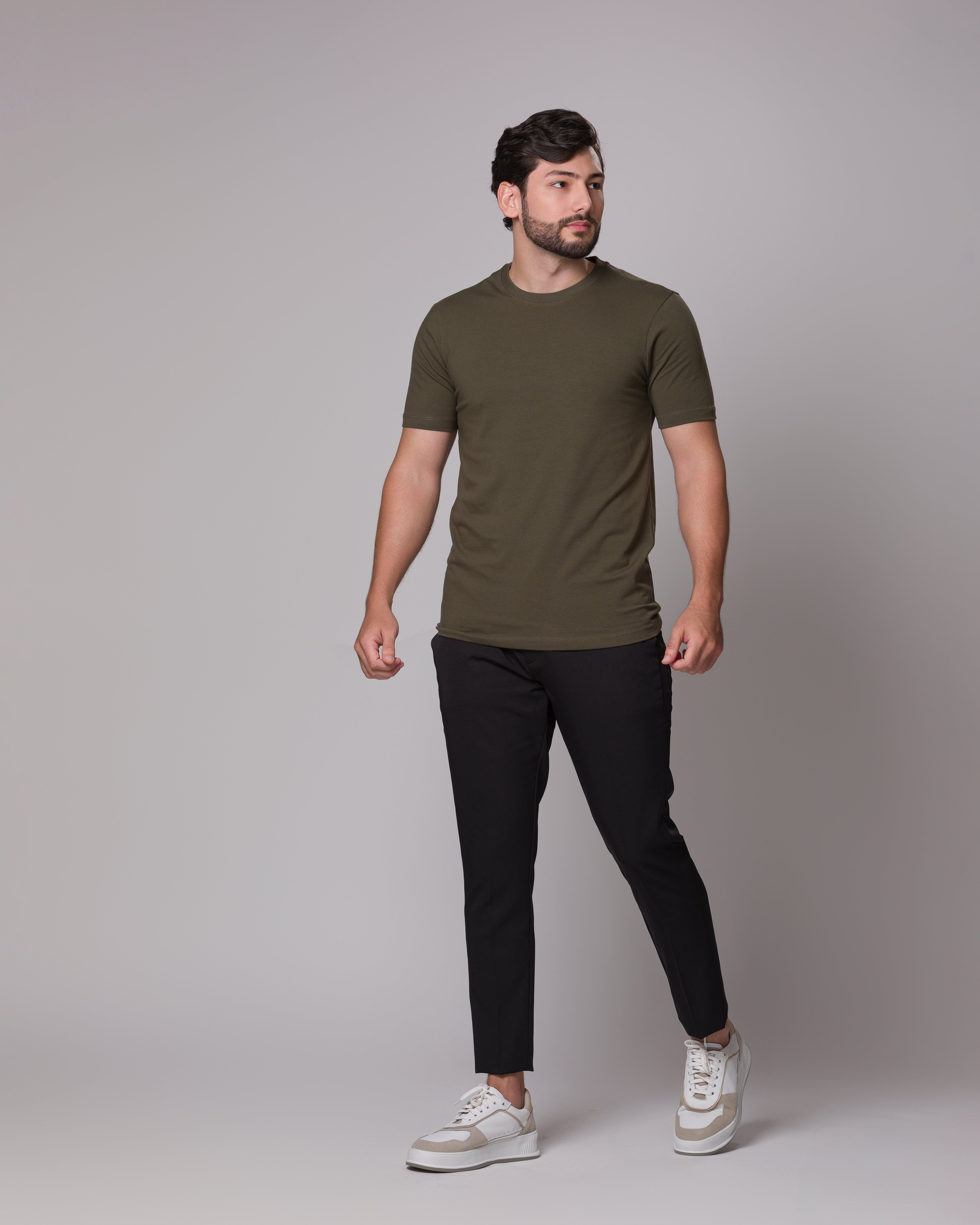 CAMISETA SLIM FIT PONTO H VERDE MUSGO