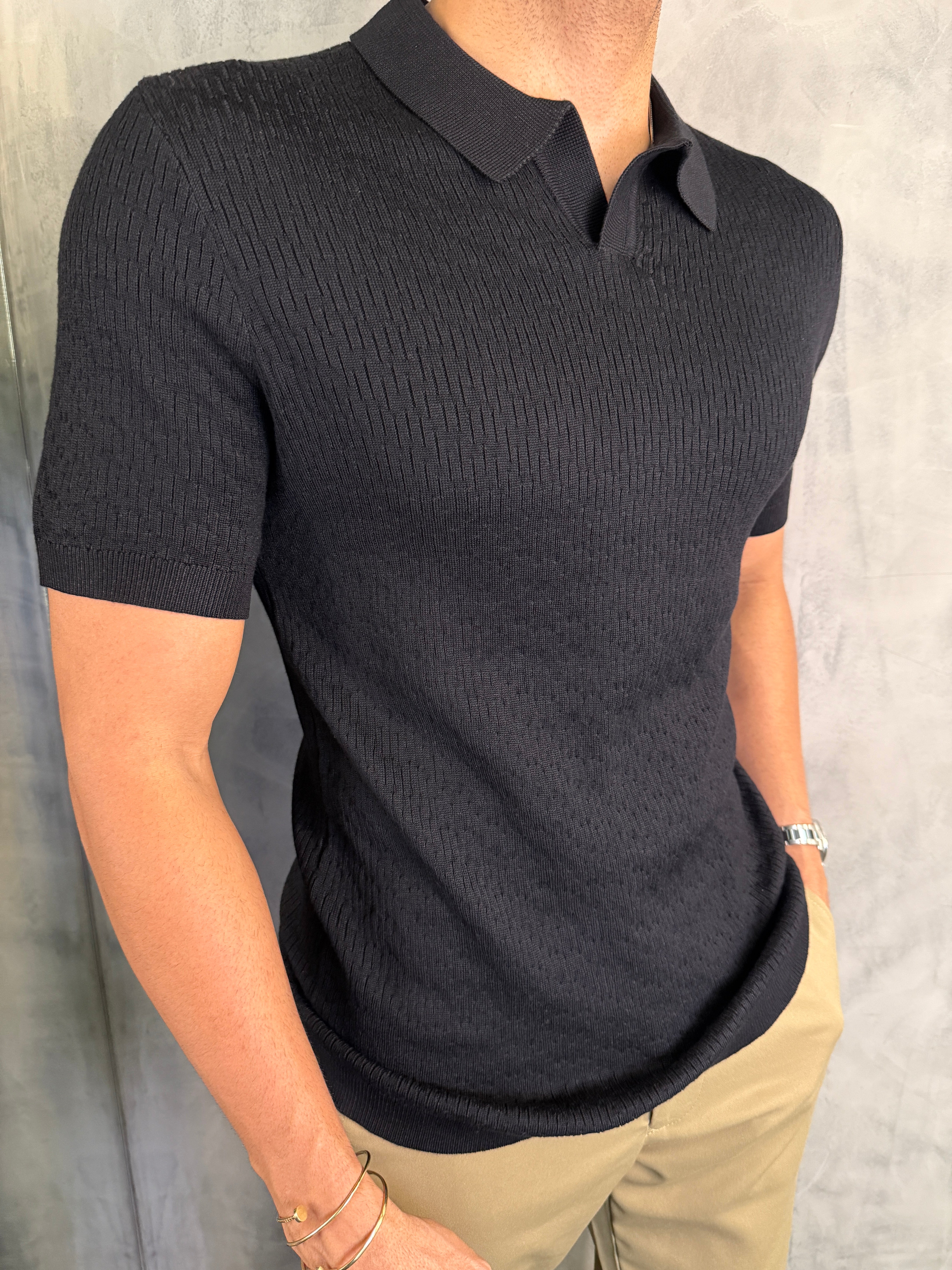 GOLA POLO TRICOT S/ BOTÃO LISTRAS PONTO H