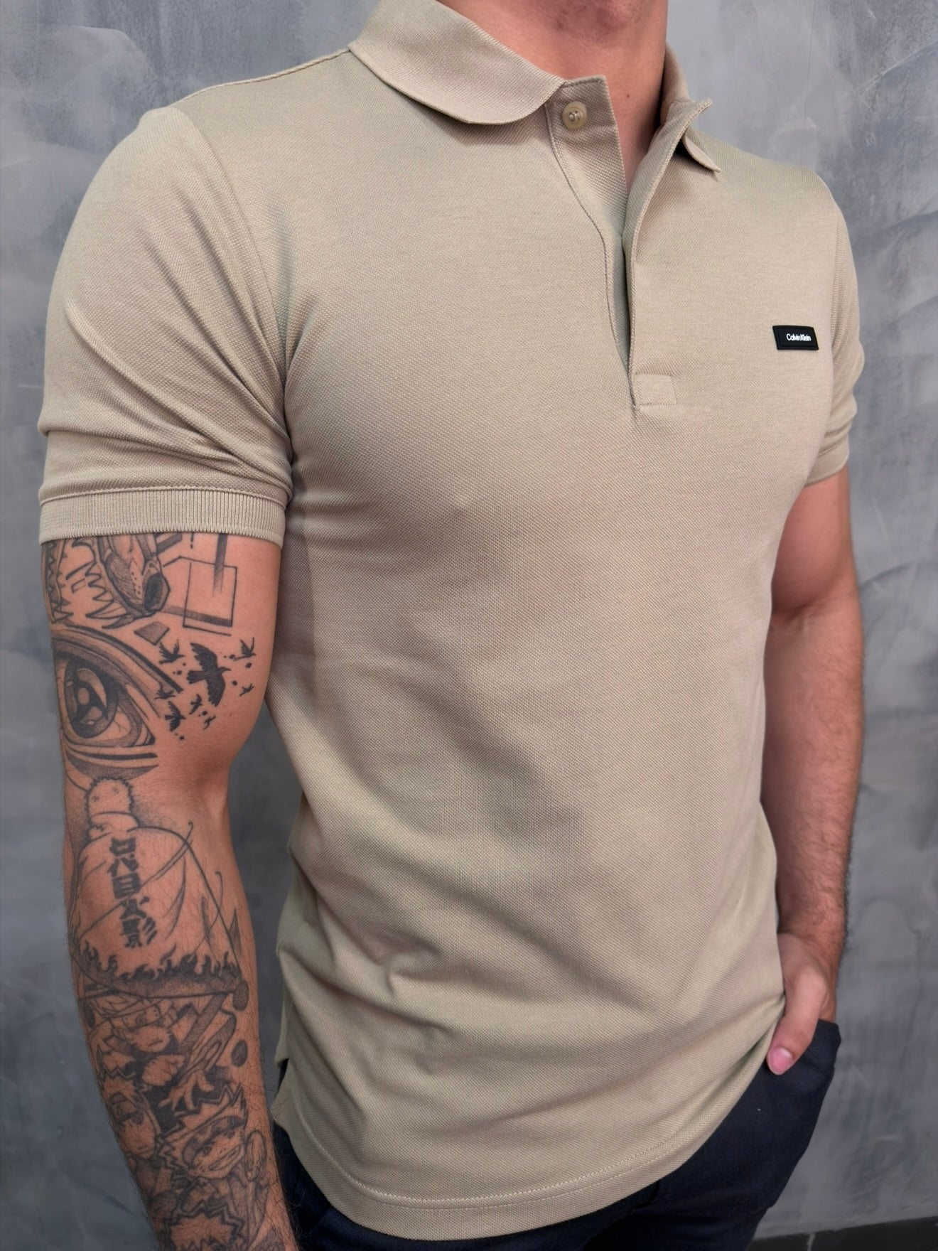 POLO SLIM PIQUET CALVIN KLEIN CAQUI CLARO