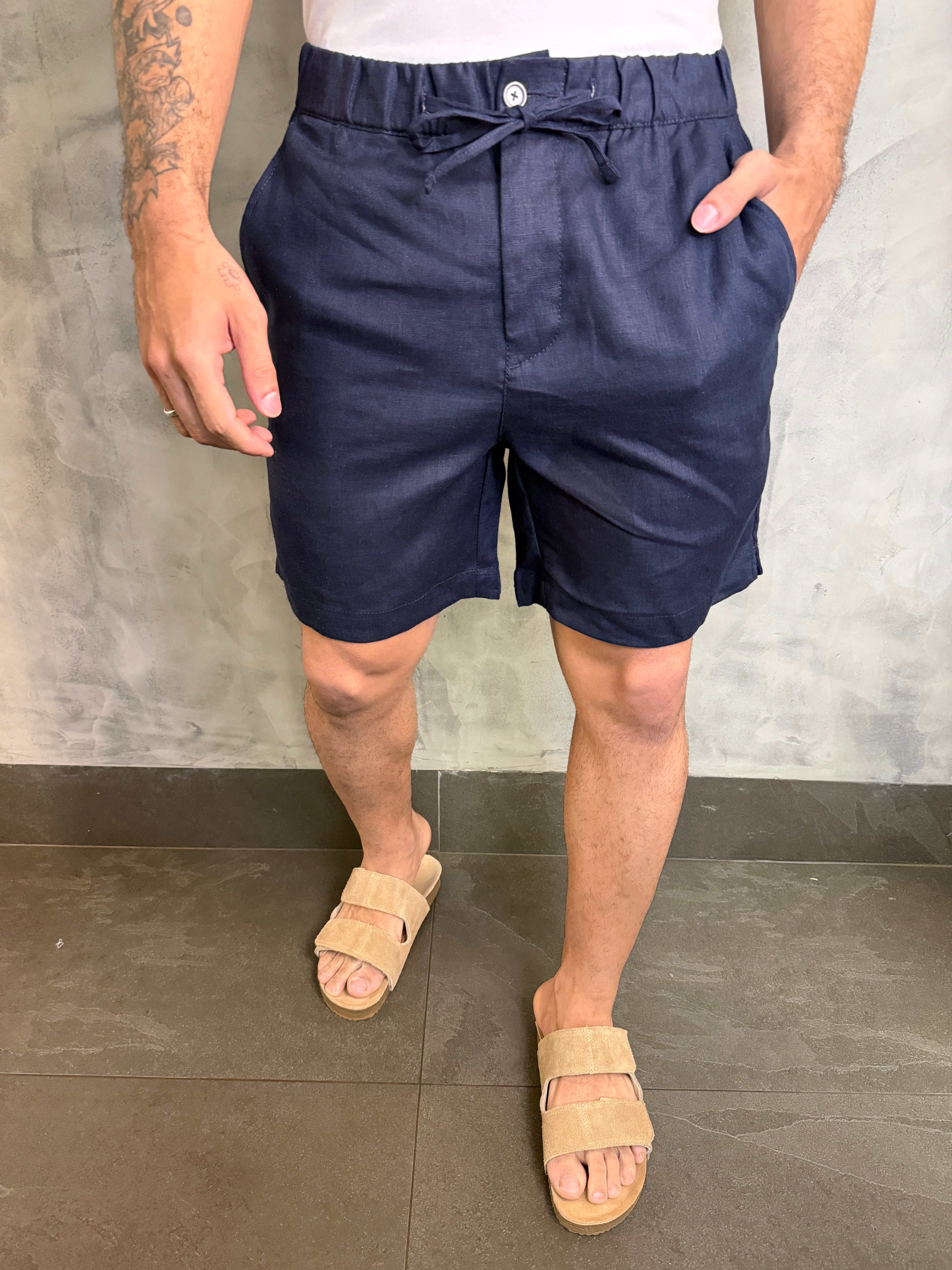 SHORT CASUAL PURO LINHO PONTO H