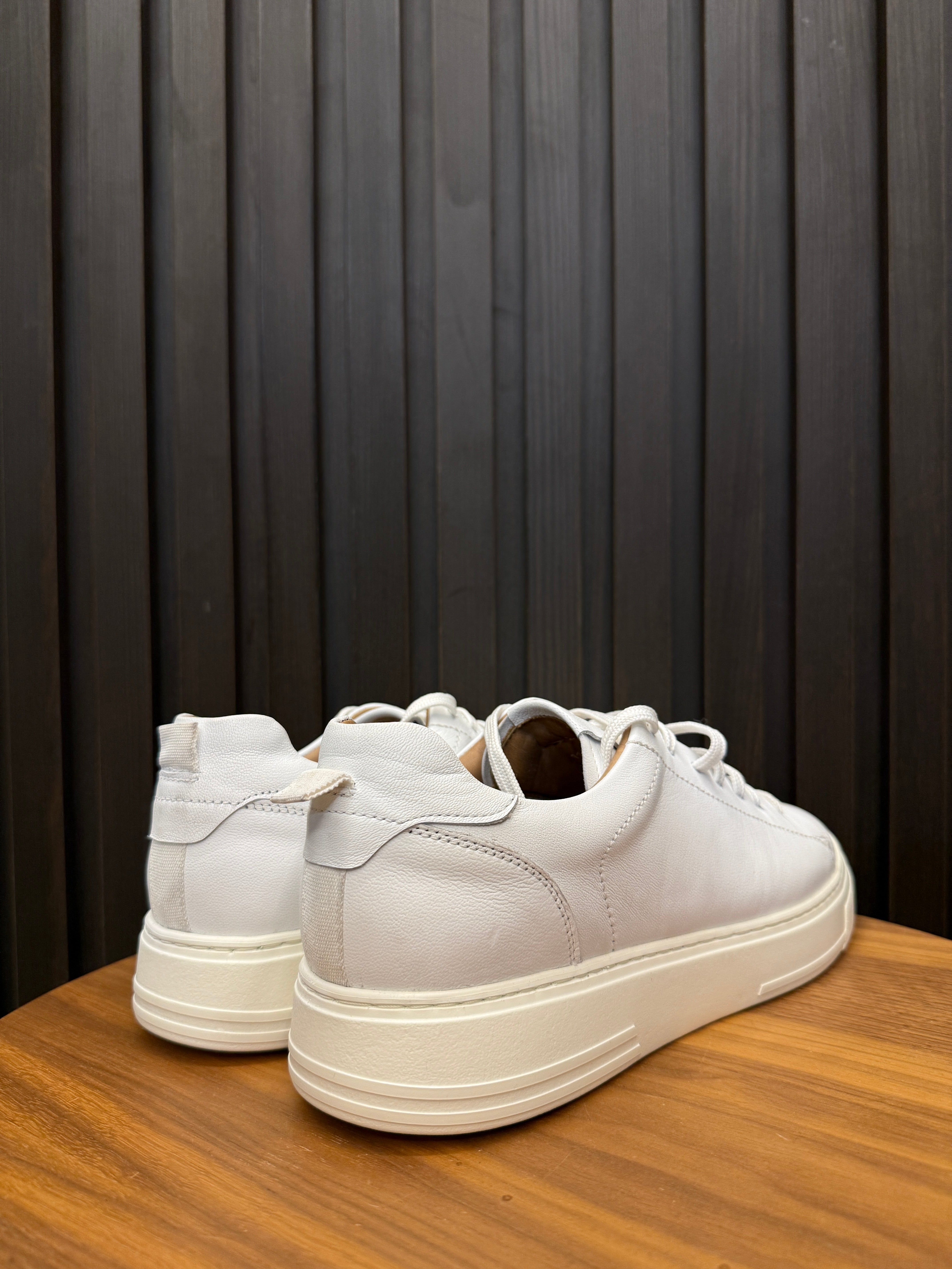 SNEAKER LIGHT PONTO H BRANCO