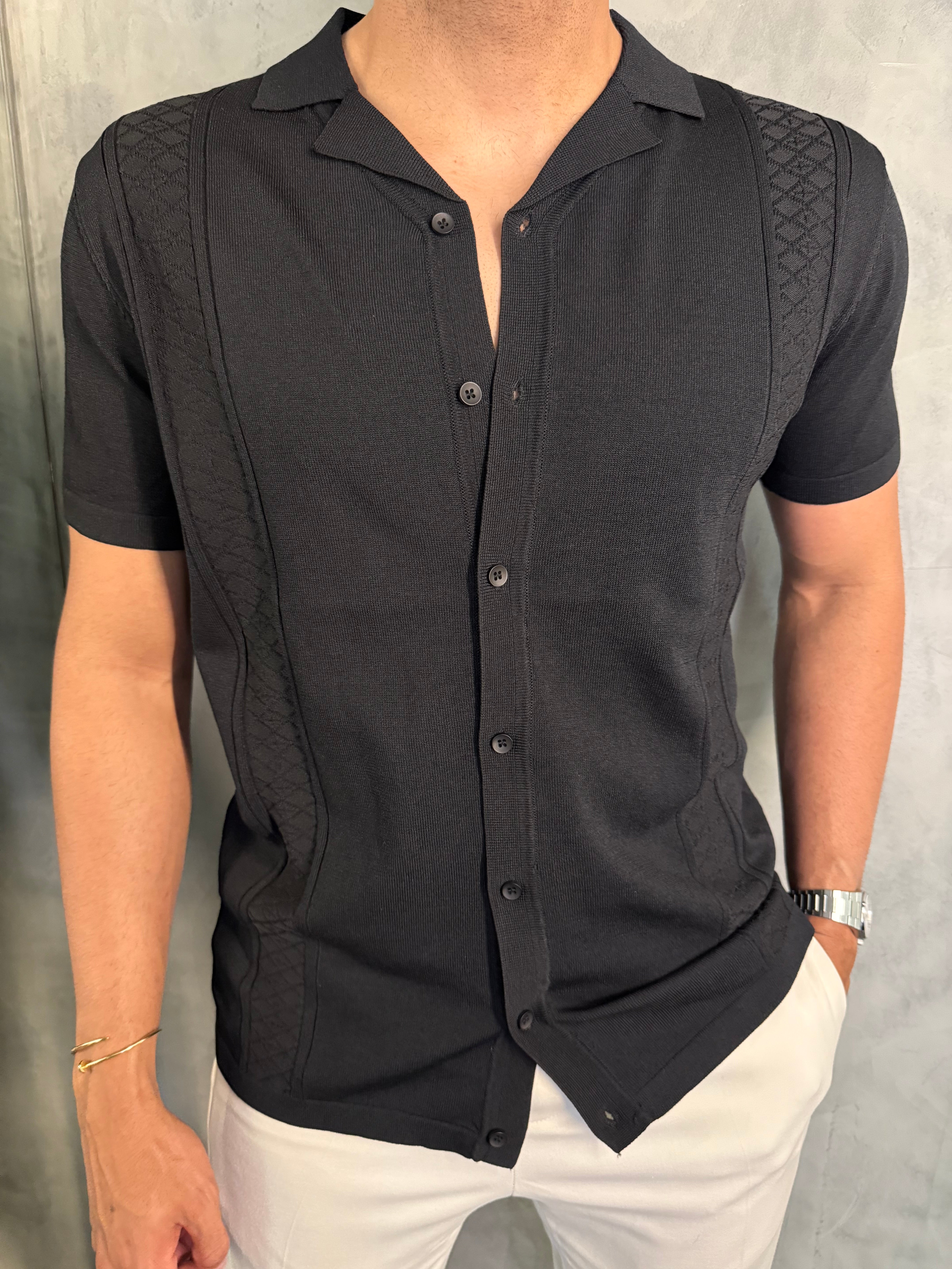 CAMISA M/C TRICOT GOLA CUBANA PONTO H PRETO