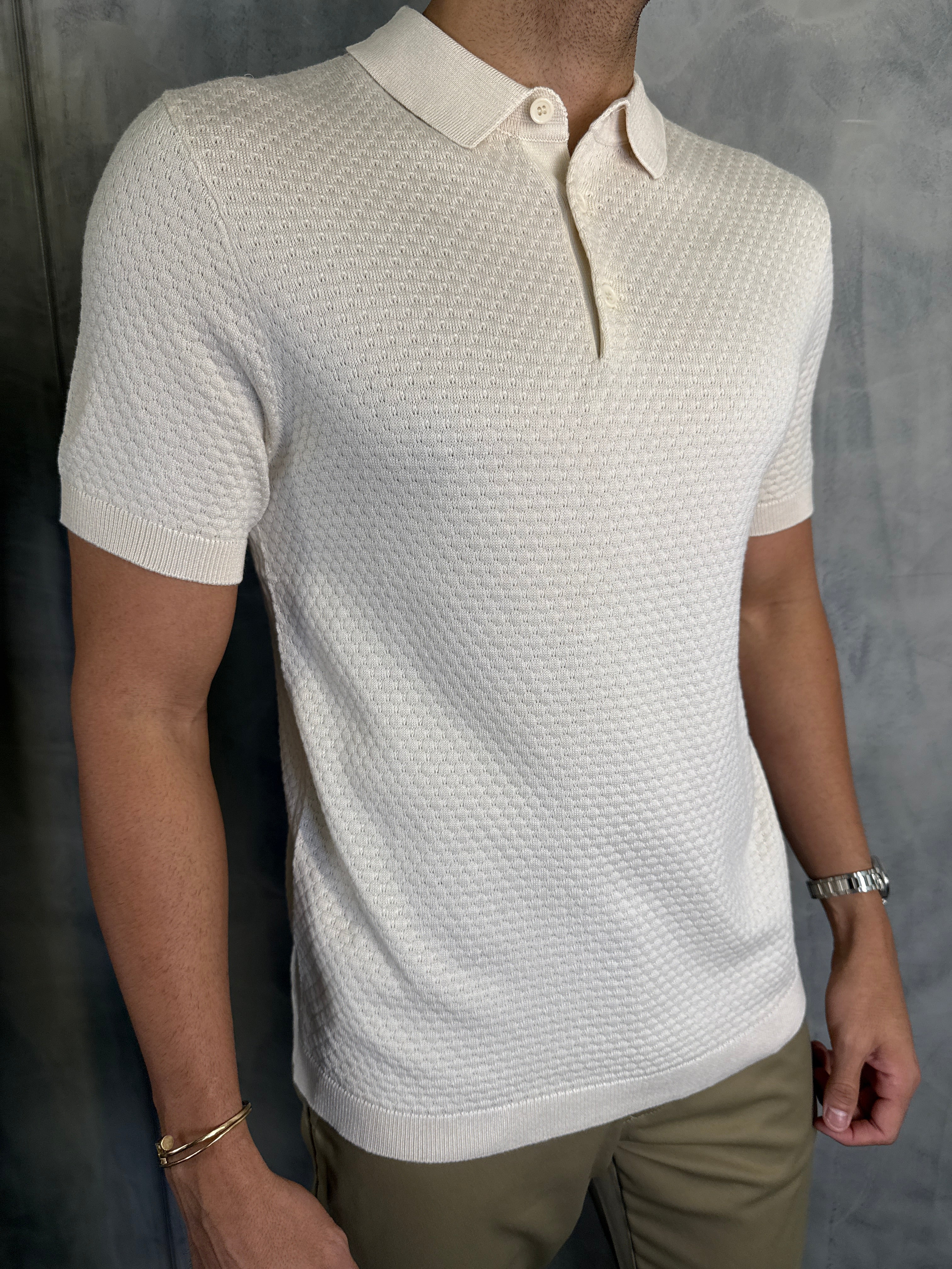 GOLA POLO TRICOT TEXTURA COLMÉIA PONTO H