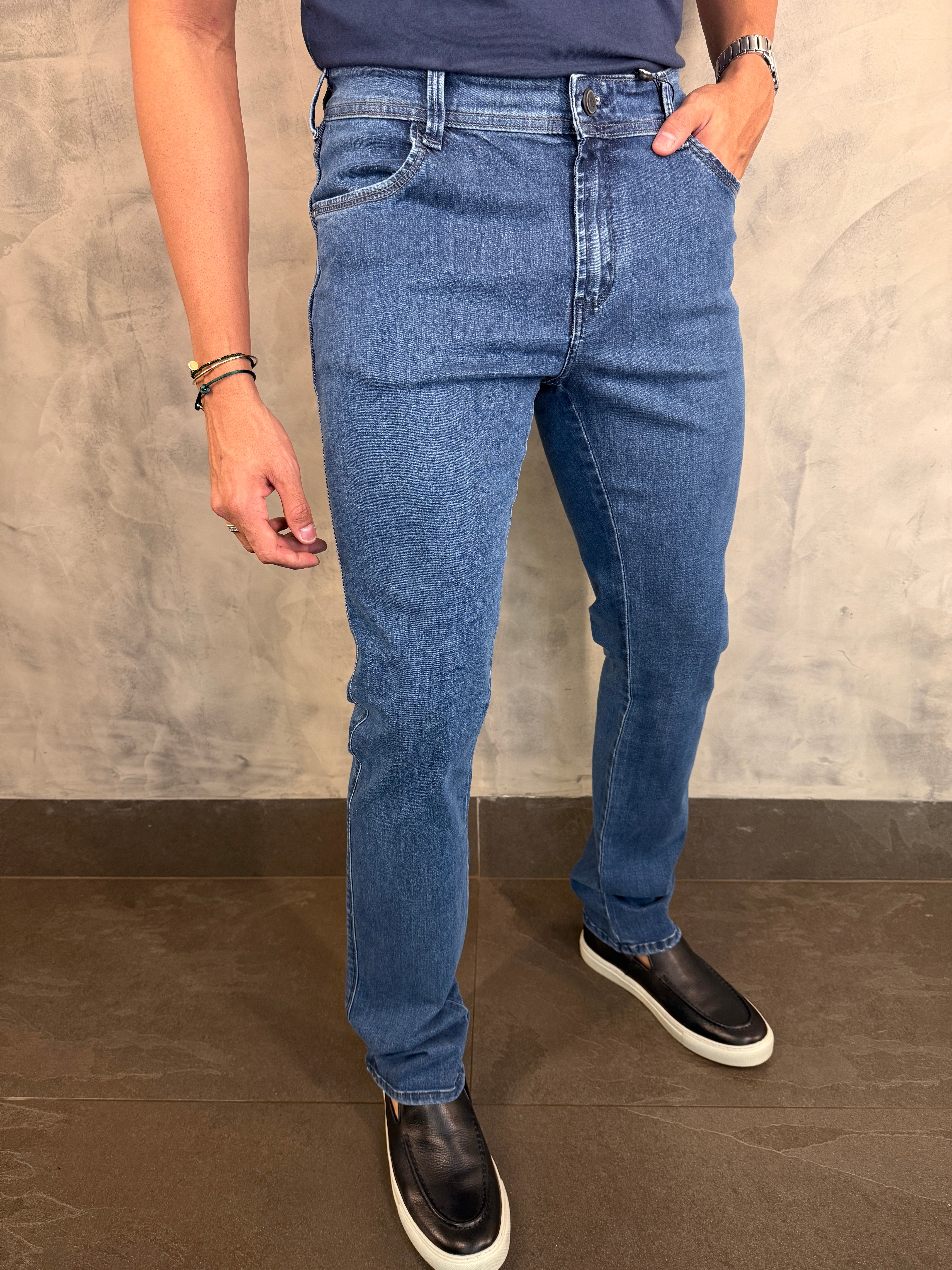 CALÇA JEANS SLIM SELECT DLZ LAVAGEM MÉDIA