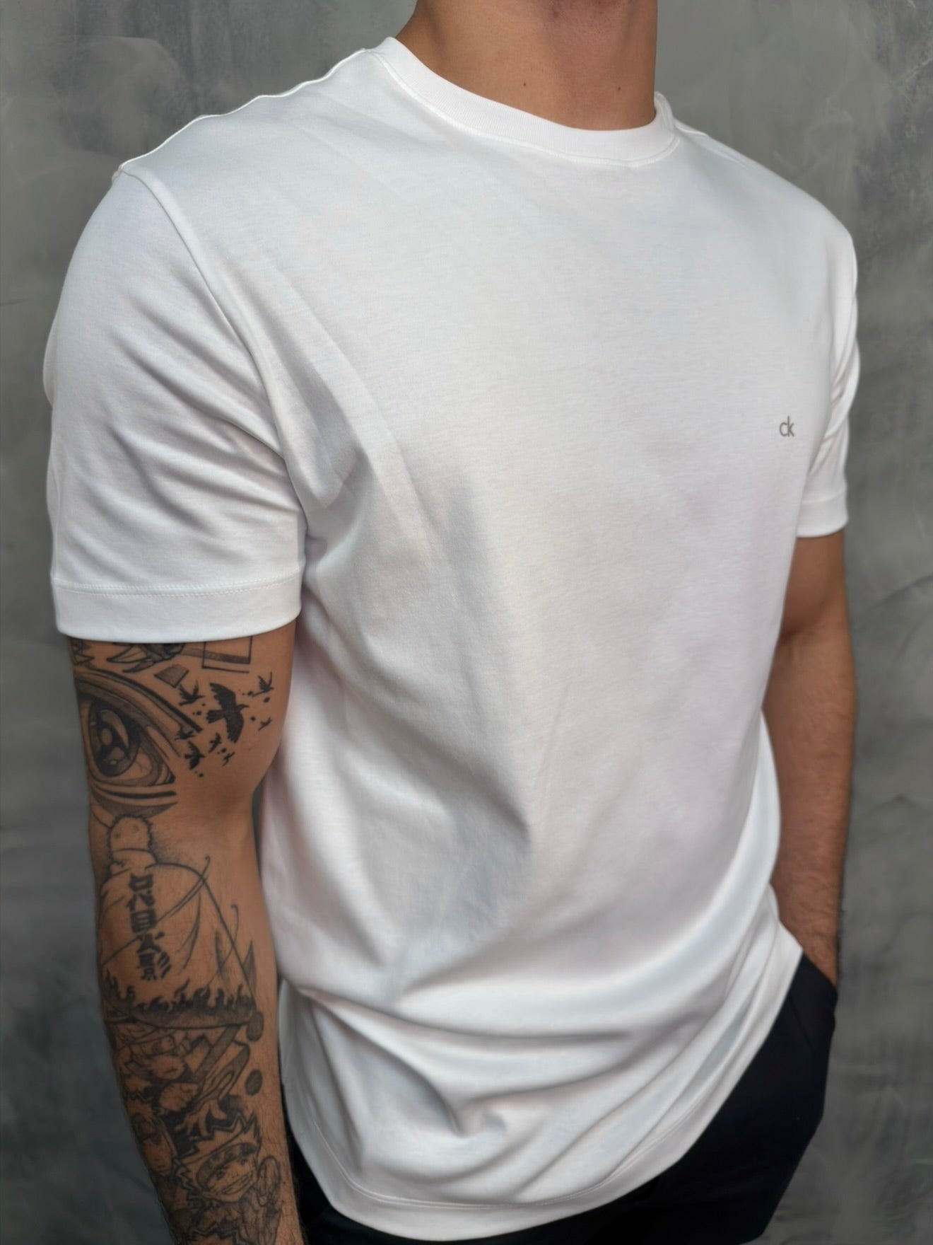 CAMISETA PIMA CALVIN KLEIN BRANCO
