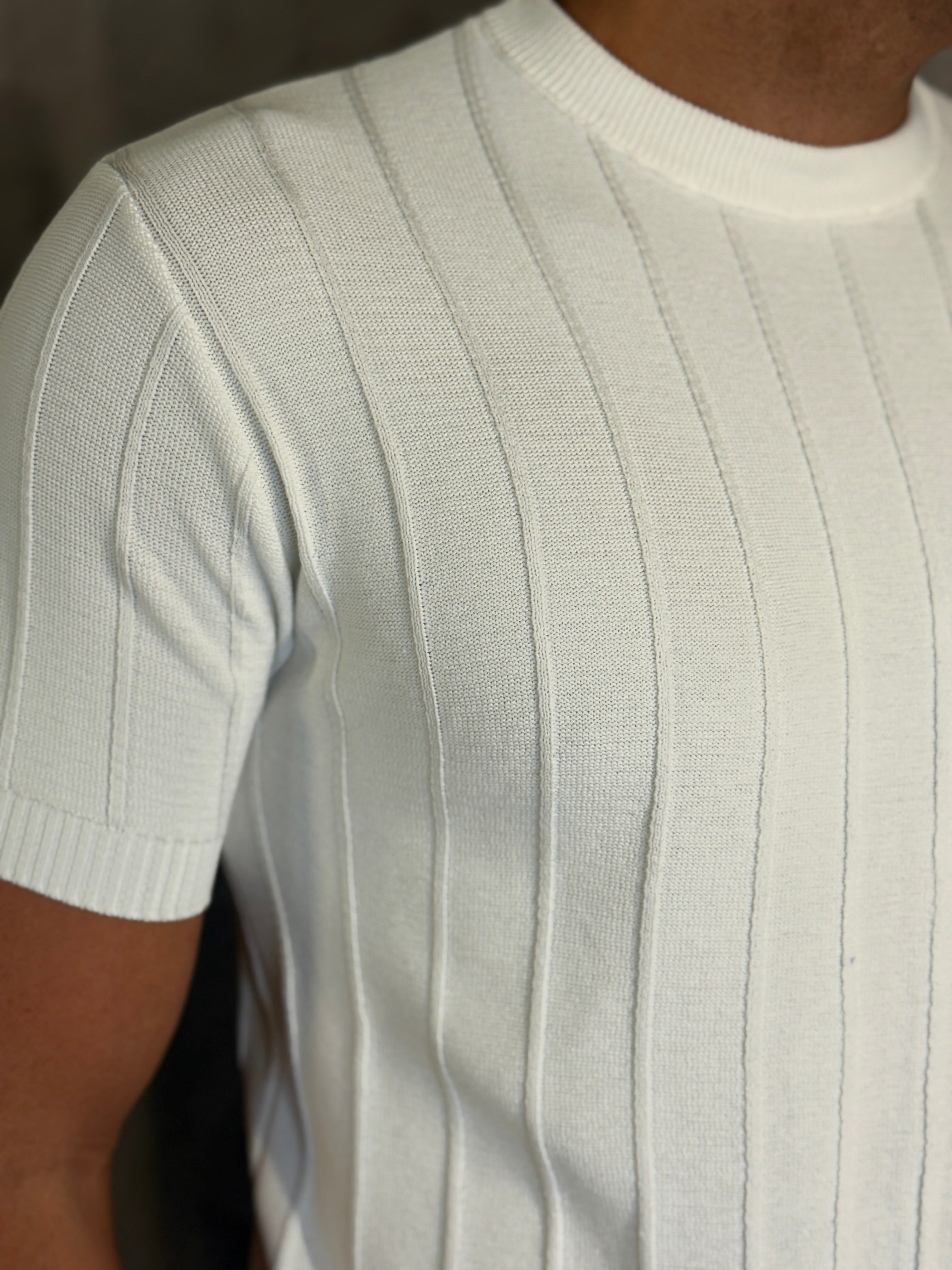 CAMISETA TRICOT GOLA CARECA PONTO H