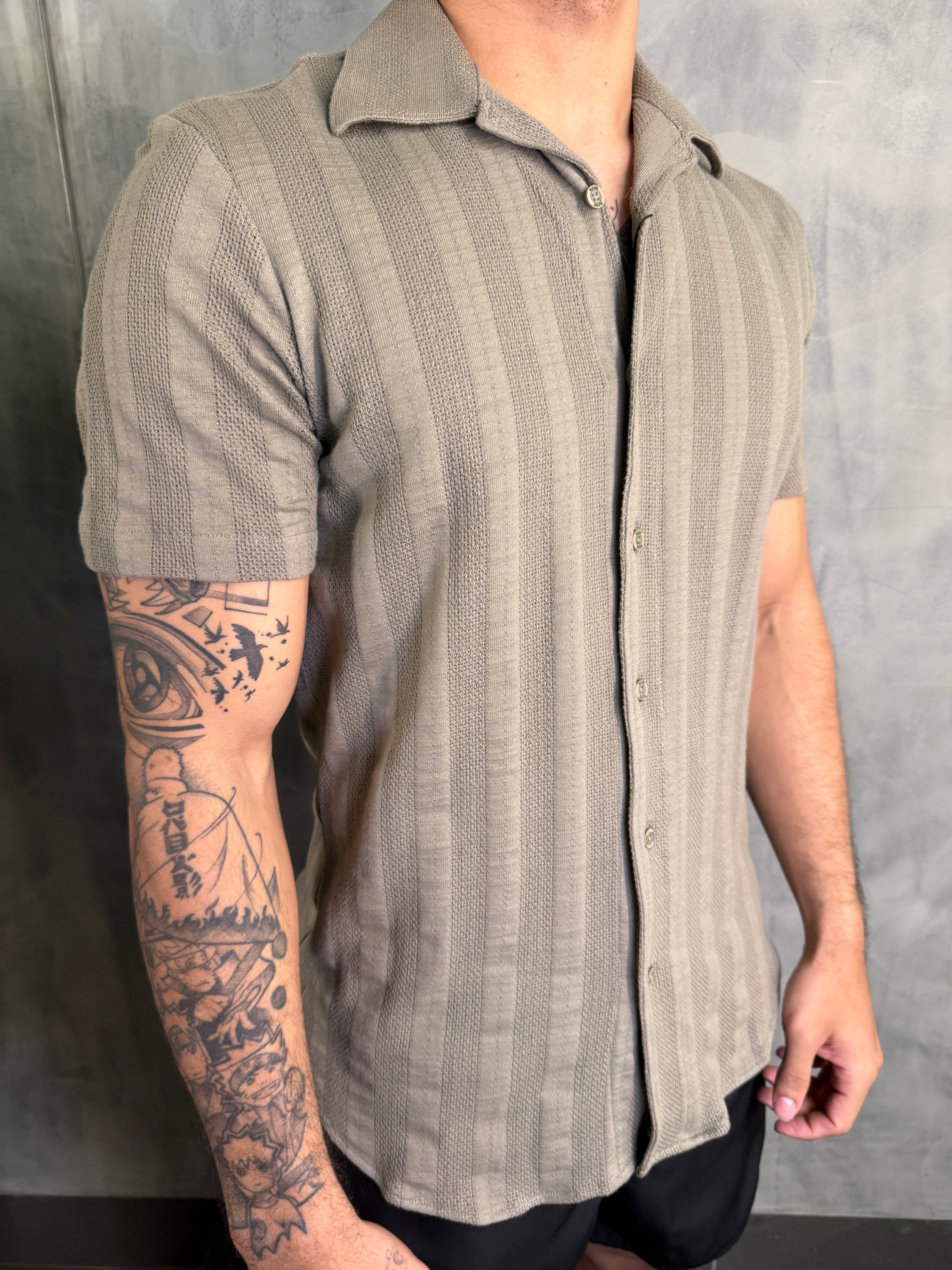 CAMISA M/C TRICOT COMFORT DLZ KAKHI