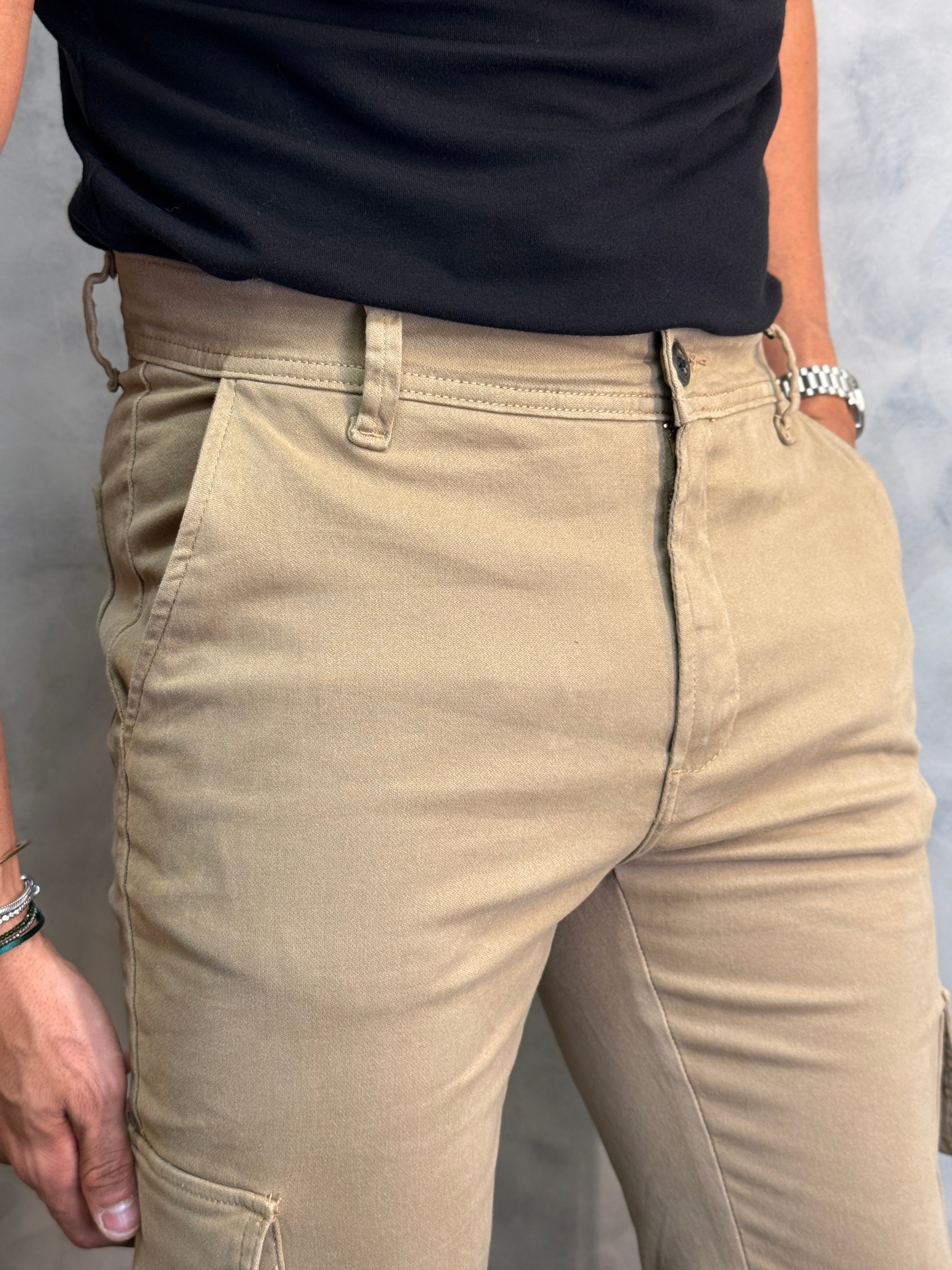 CALÇA SLIM CARGO DLZ CEVADA