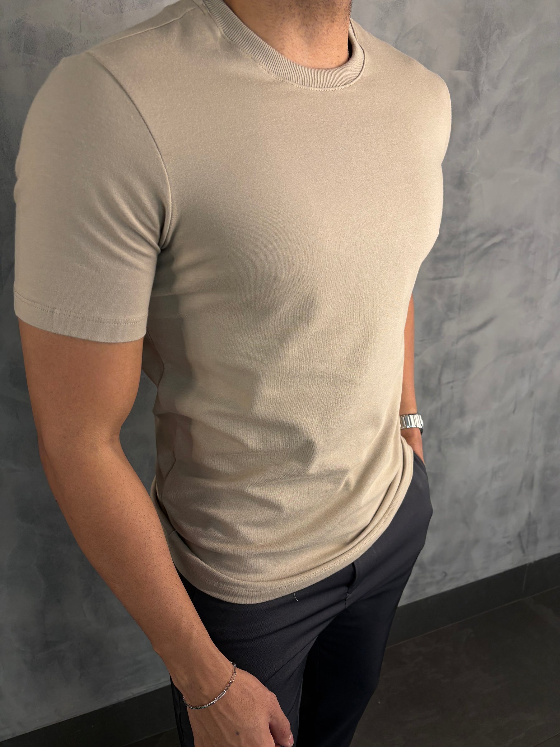 CAMISETA SLIM FIT PONTO H AREIA