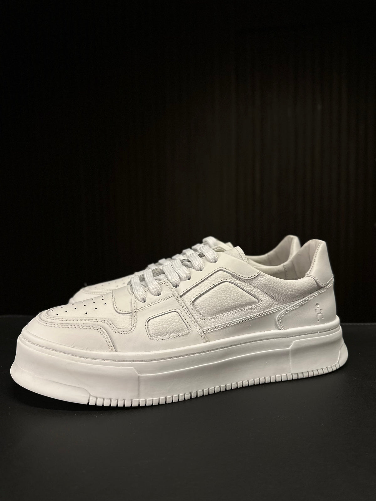 SNEAKER SOHO PONTO H BRANCO